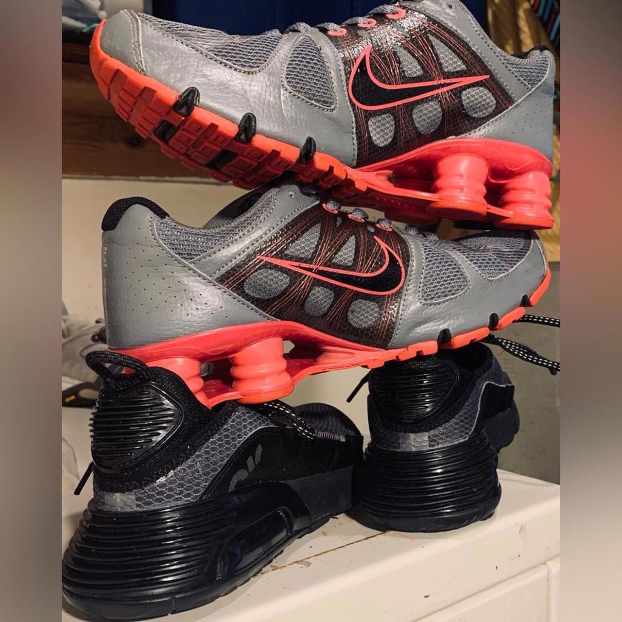 pink black nike shox