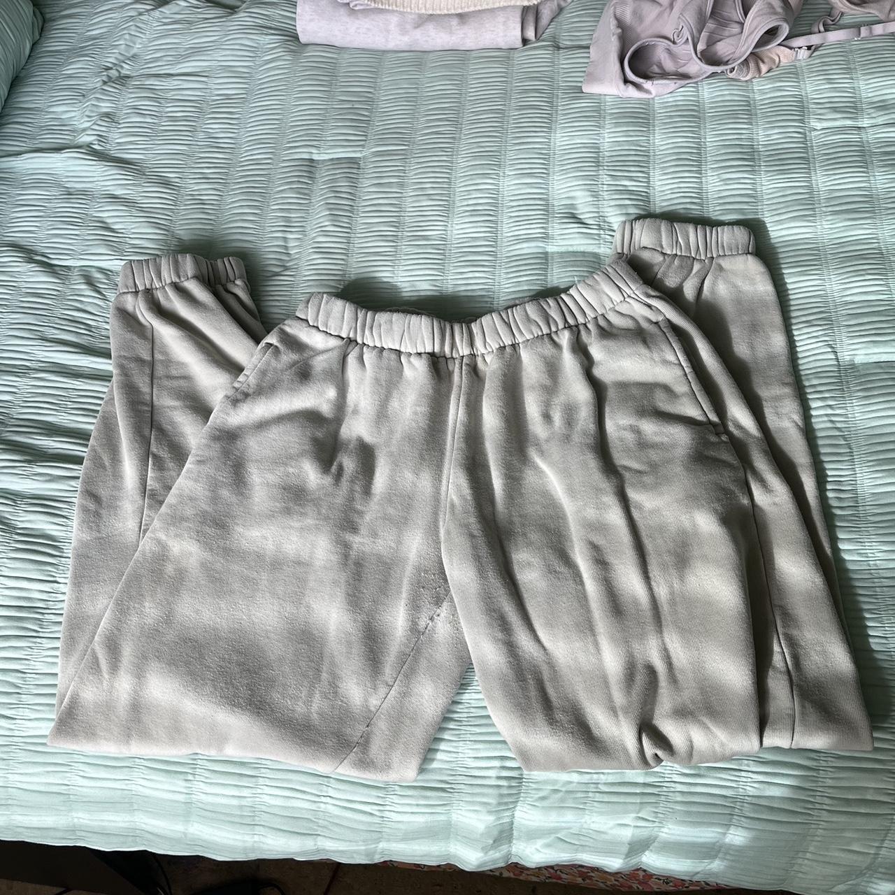 brandy melville green rosa sweatpants •pretty worn... Depop