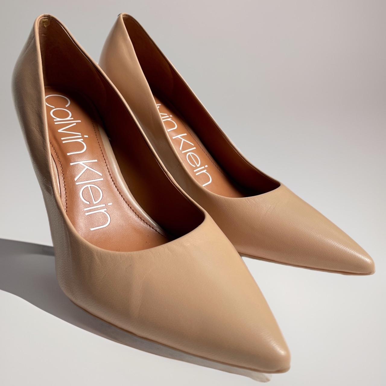 Calvin klein gayle pumps clearance desert sand