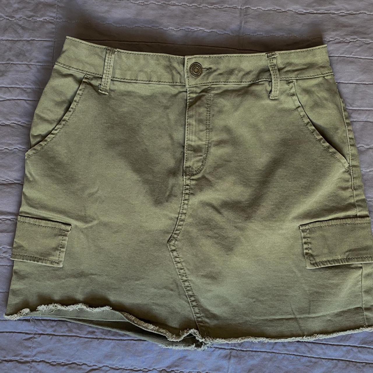 Mudd Army Green Mini Skirt *comes with belt that is... - Depop