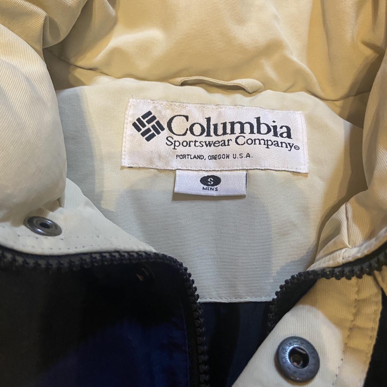 vintage Columbia jacket mens small in great... - Depop