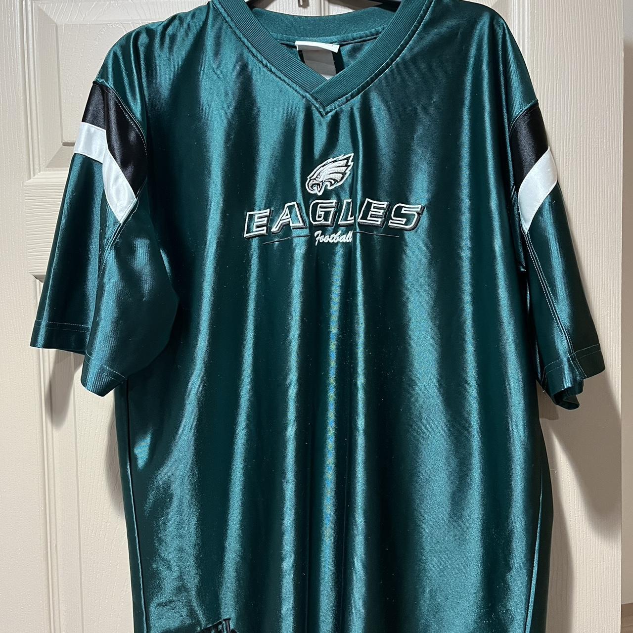 silk philadelphia eagles shirt no tag but fits like - Depop