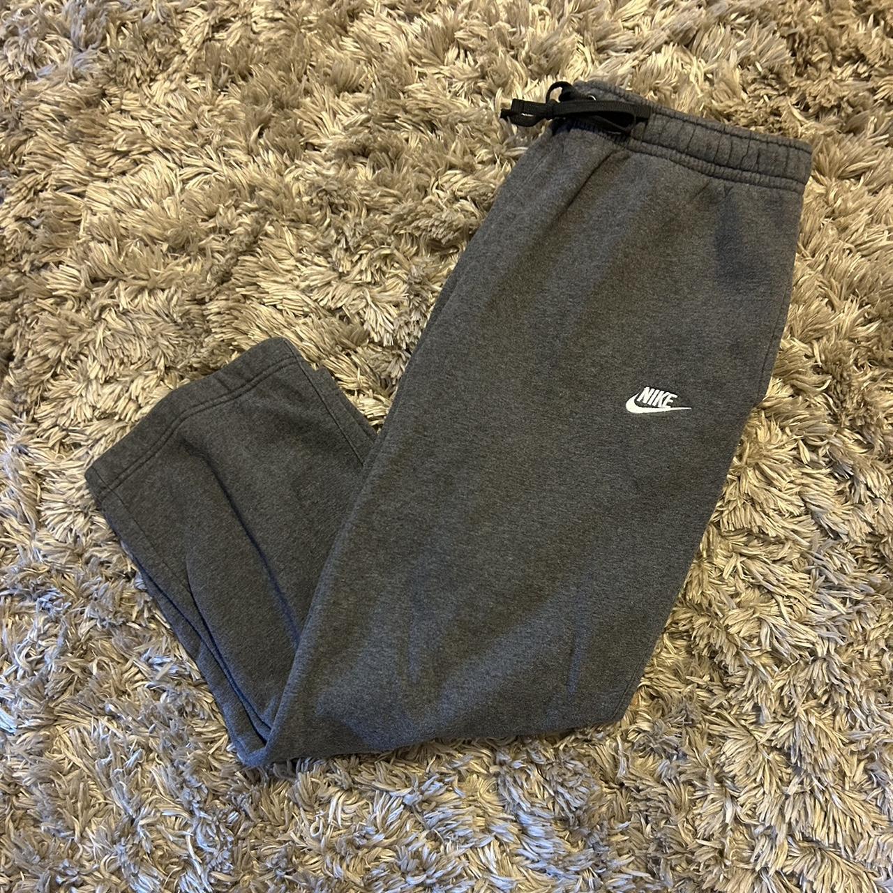 mens nike dark grey sweatpants