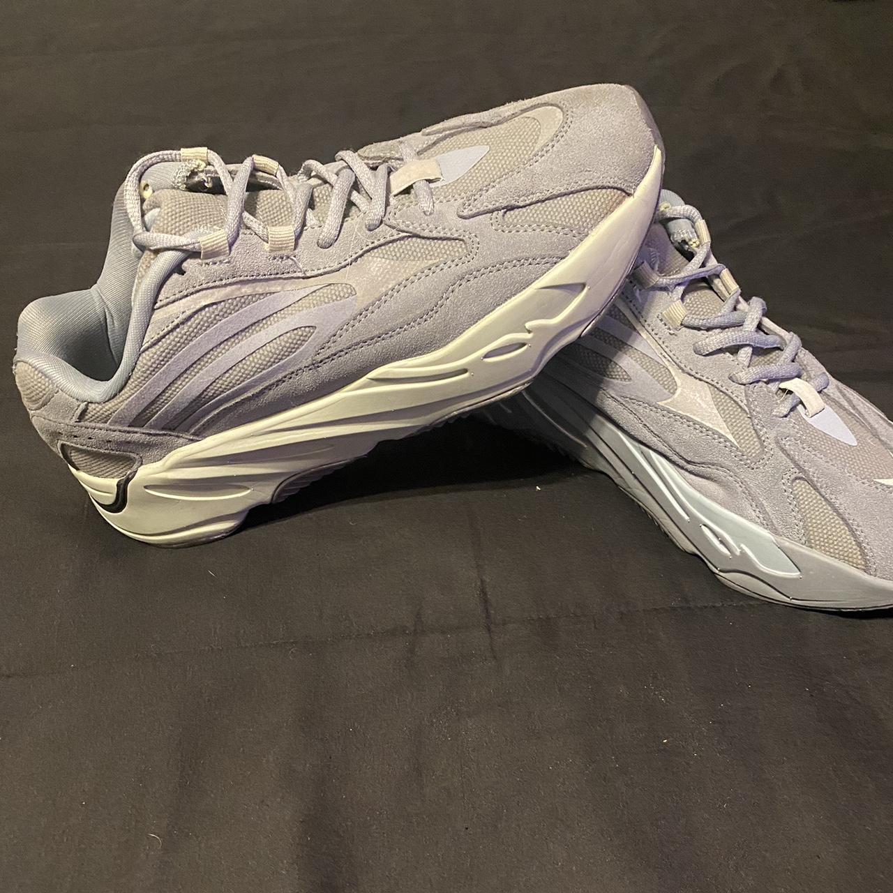 yeezy 700s grey