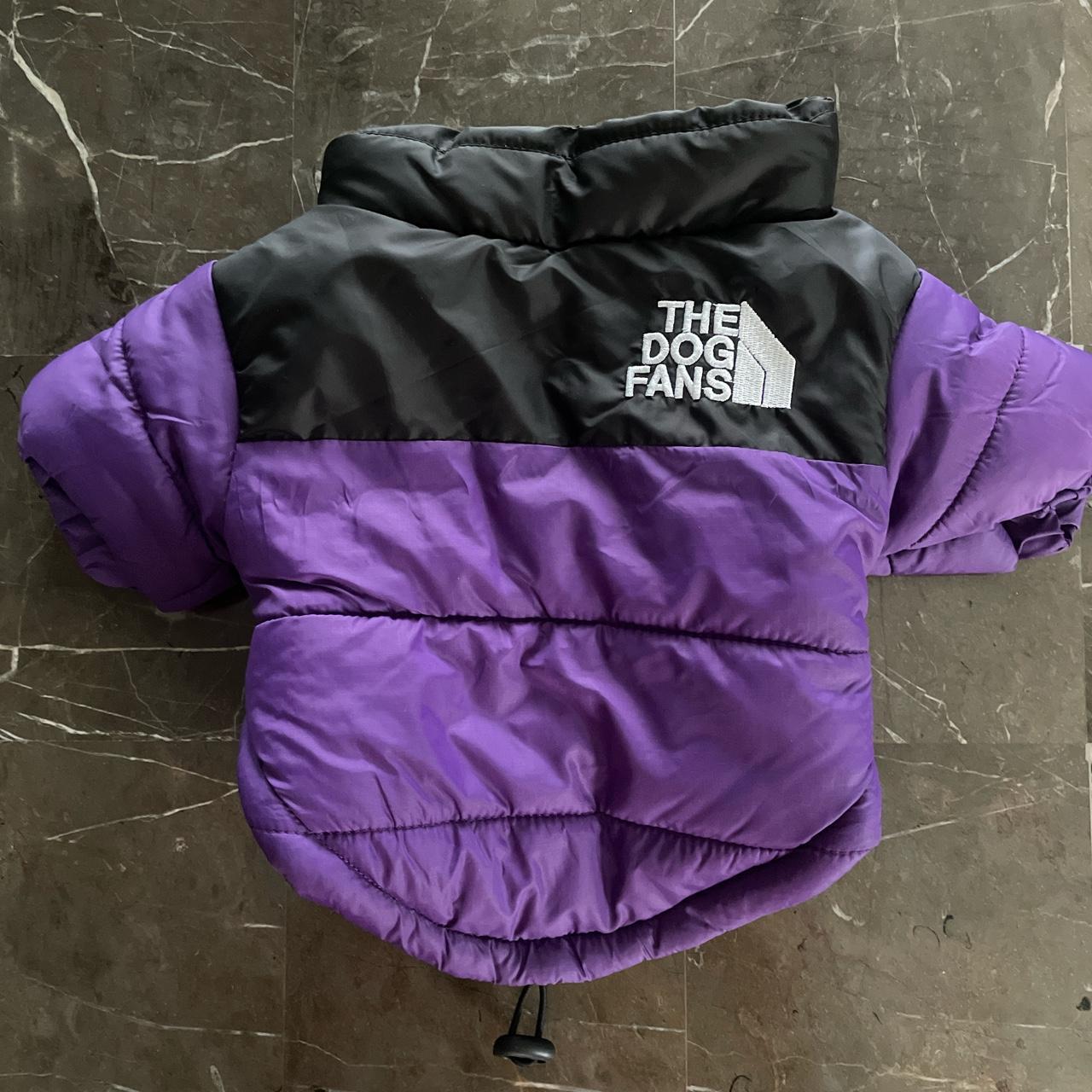the dog fans jacket , it’s a small but fits like xs - Depop