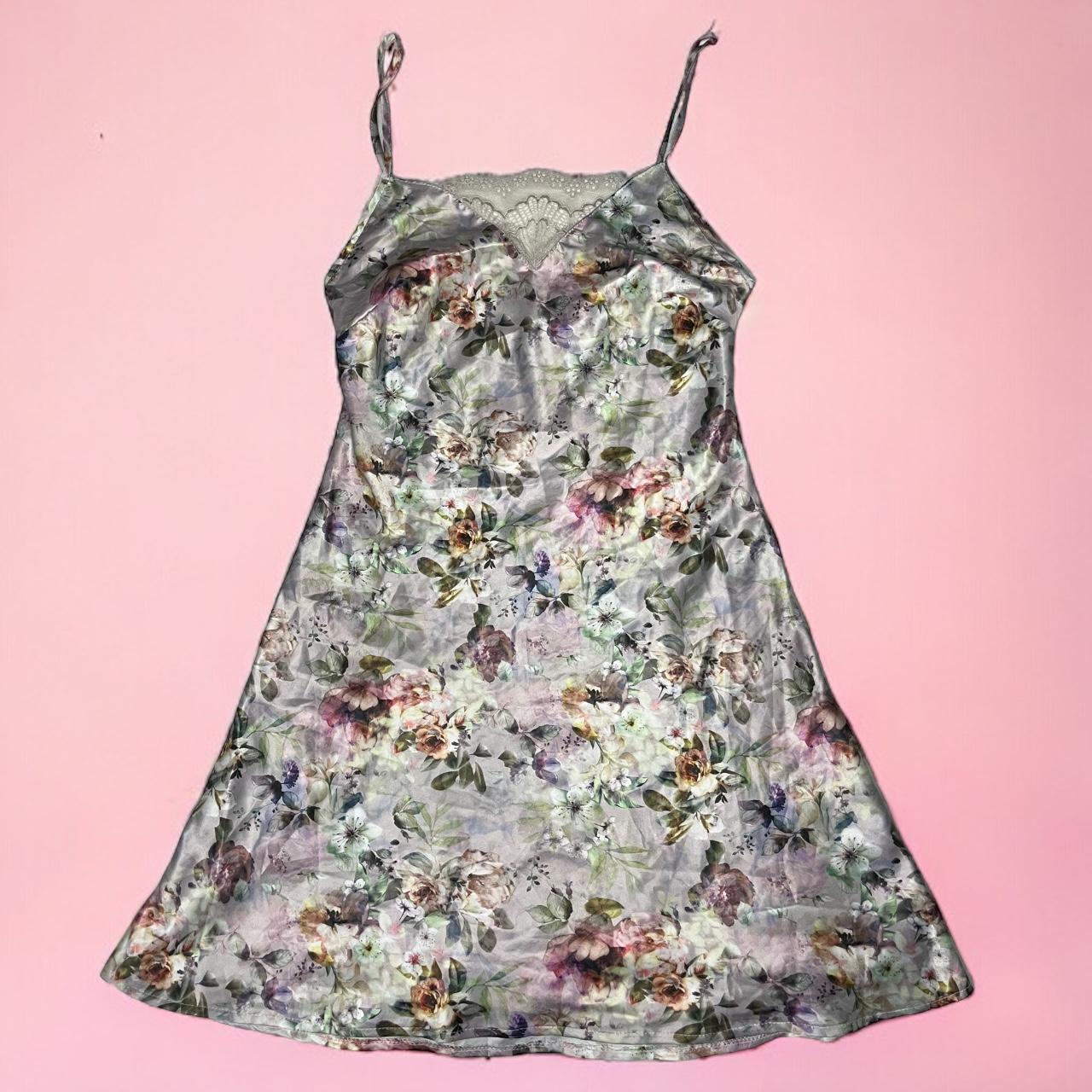 Vintage floral slip dress Cutest dress ever! Lace... Depop