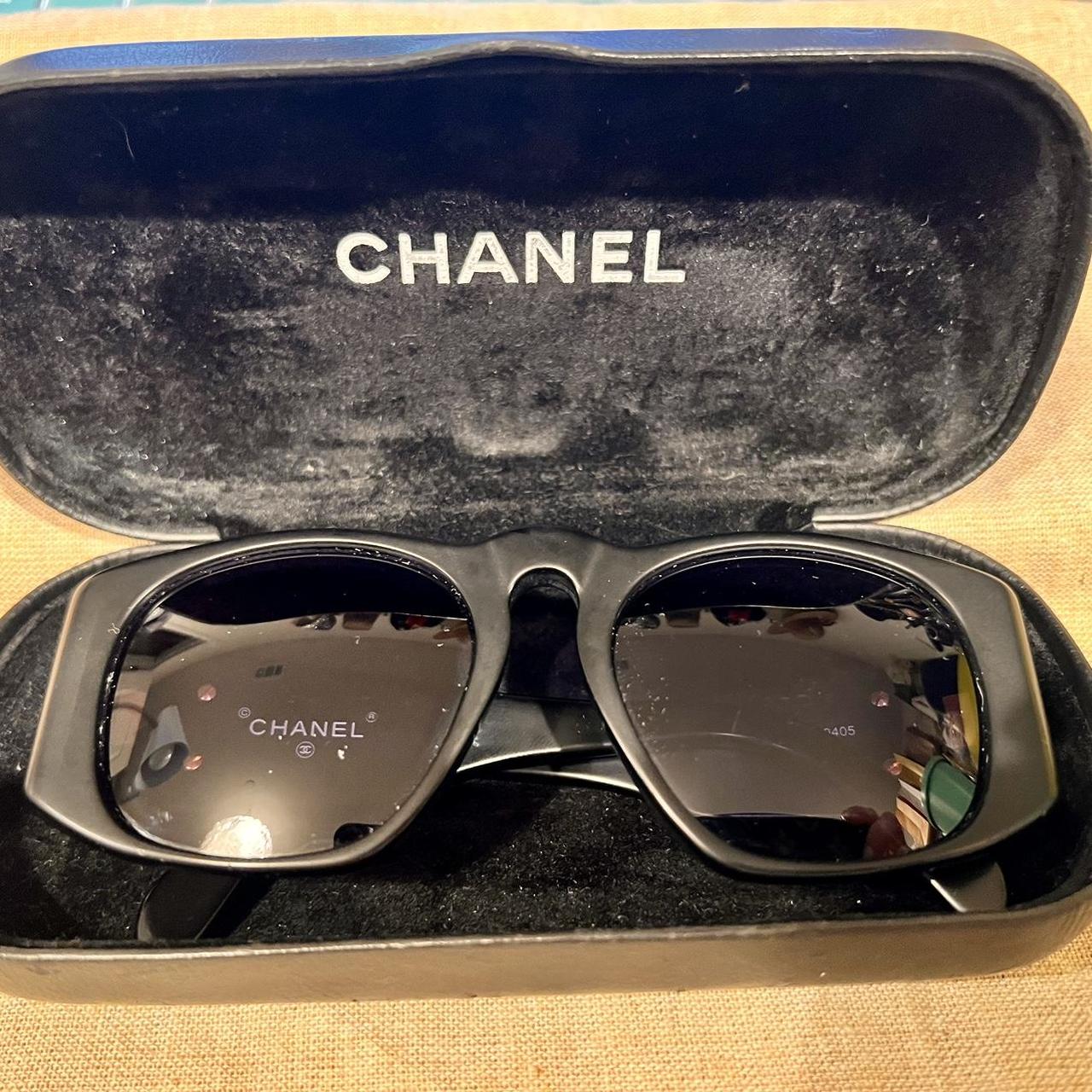 Pre owned clearance chanel sunglasses