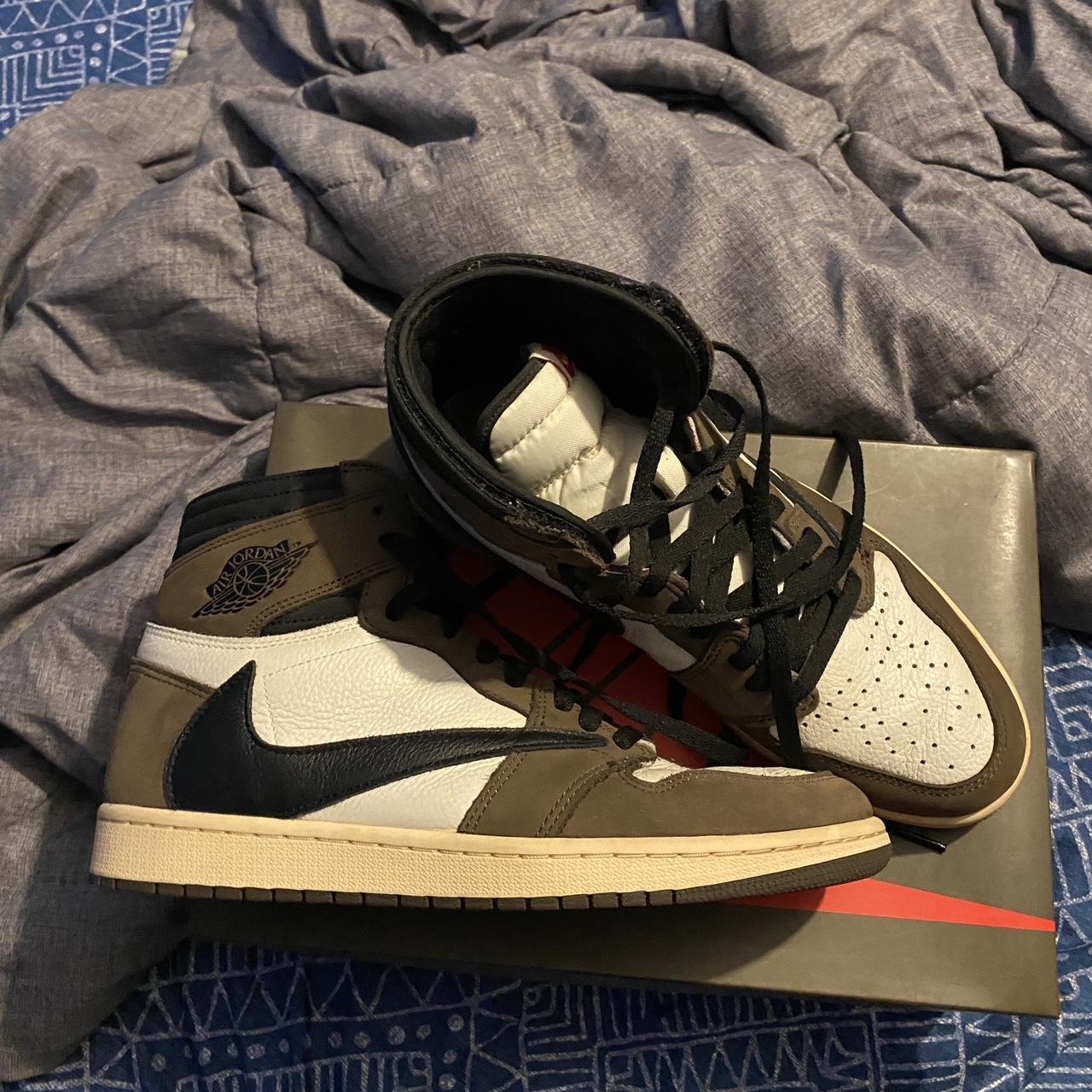 bstn jordan 1 travis scott