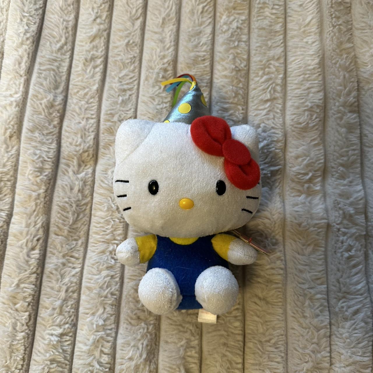 Birthday hat hello kitty #hellokitty #sanrio #birthday - Depop
