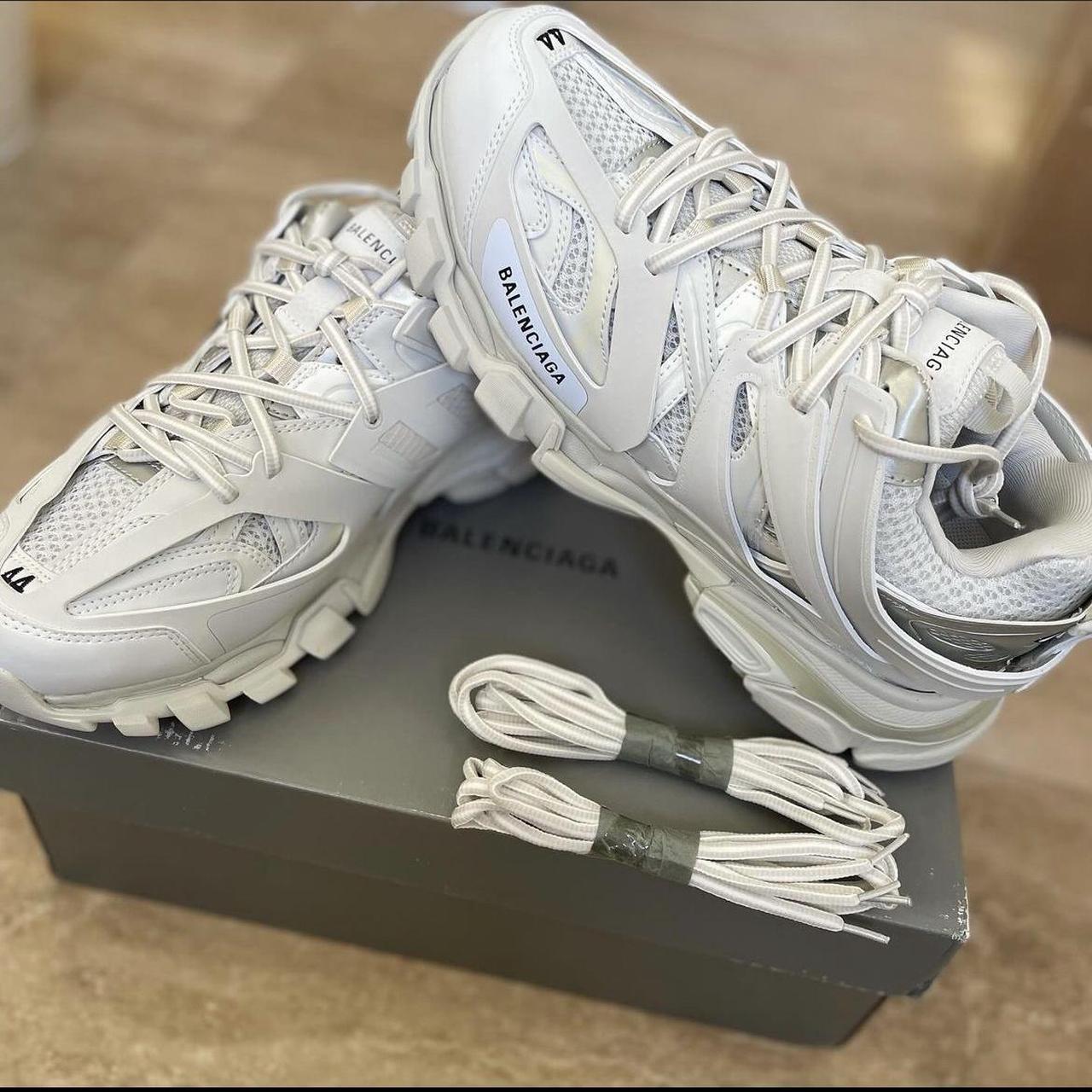 Balenci tracks size 44 throw offers - Depop