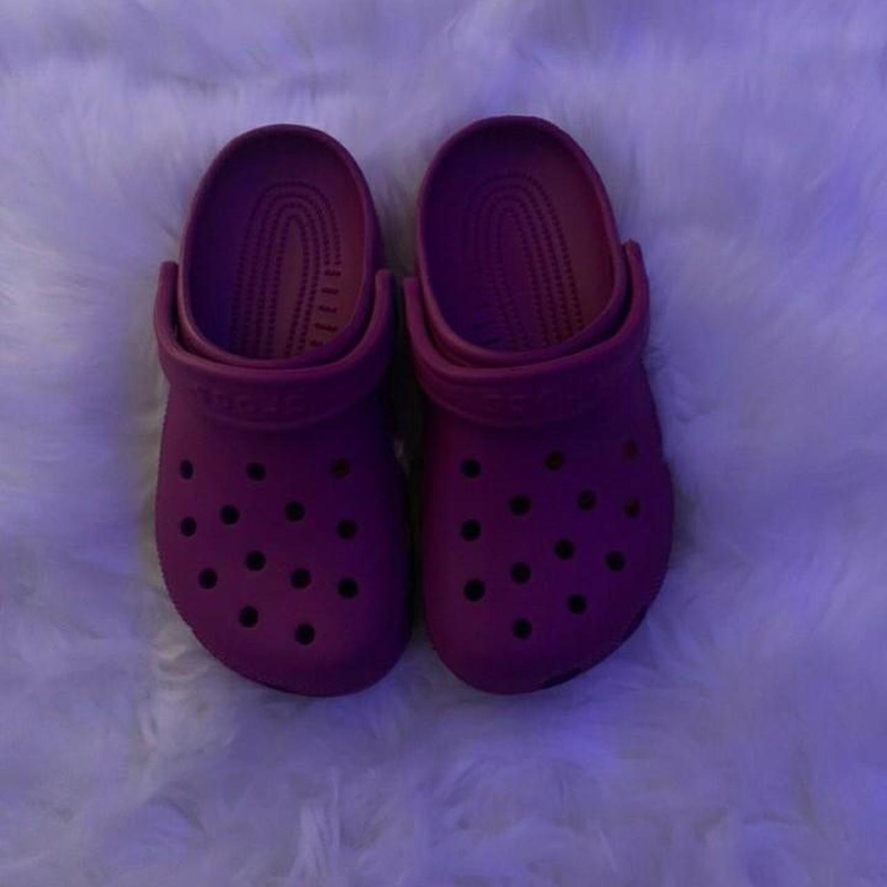 Dark 2025 purple crocs