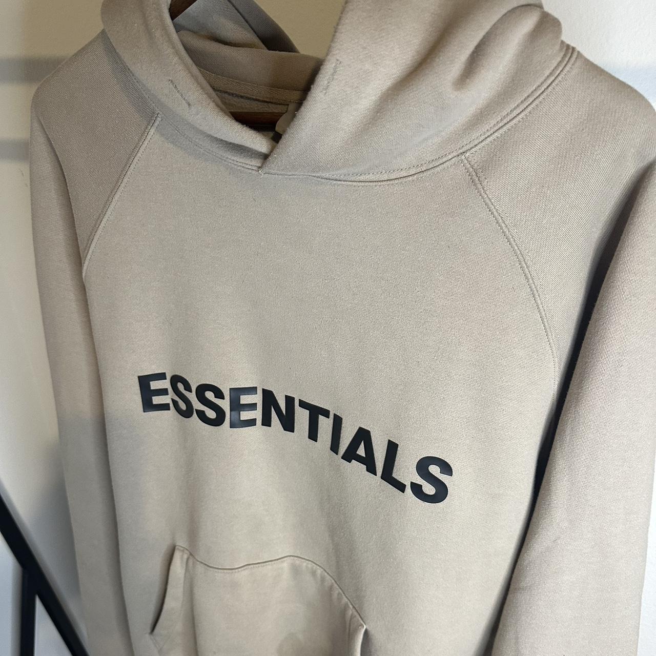 FEAR OF GOD ESSENTIALS Small String/Tan Applique hotsell Logo Hoodie