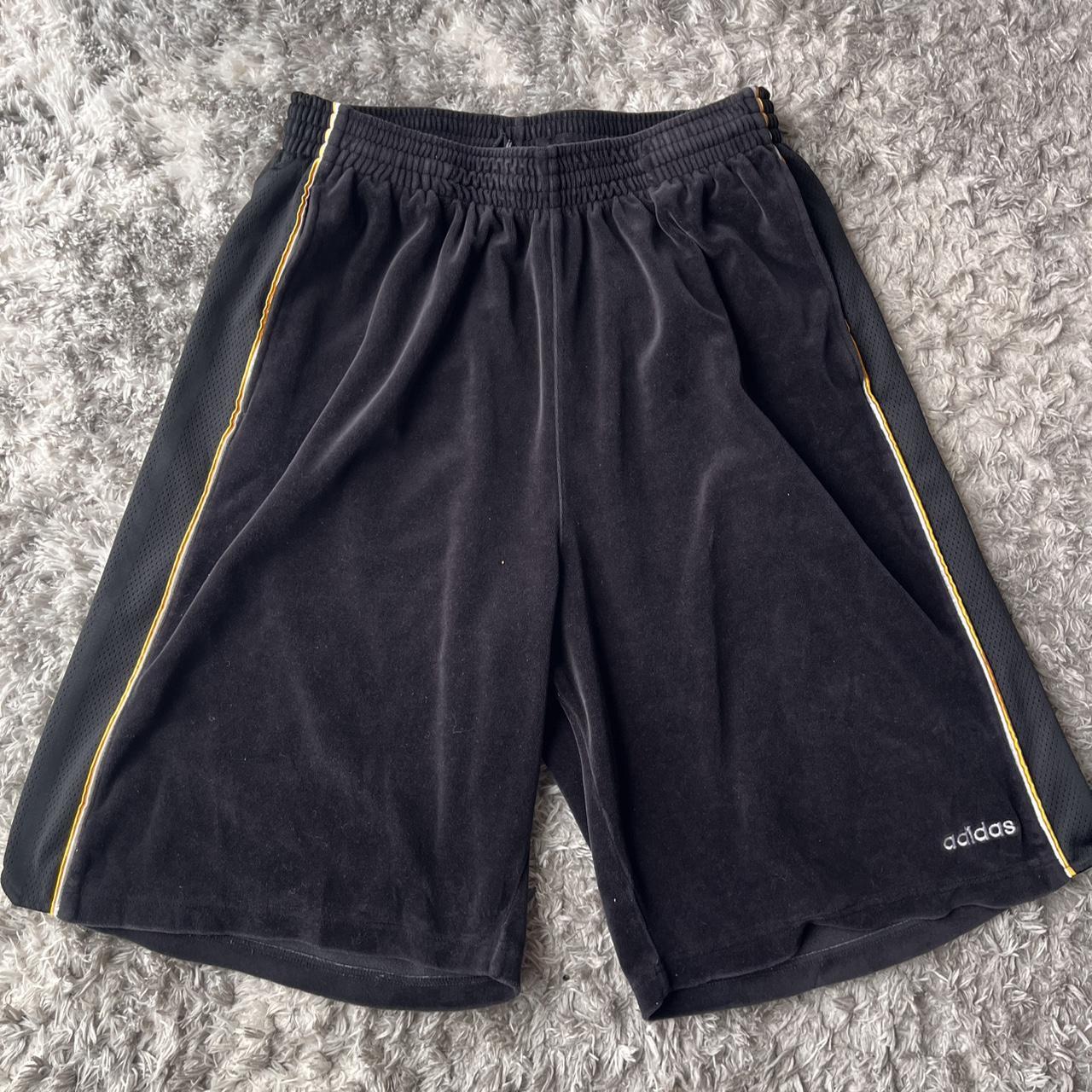 item listed by samlipscomb11