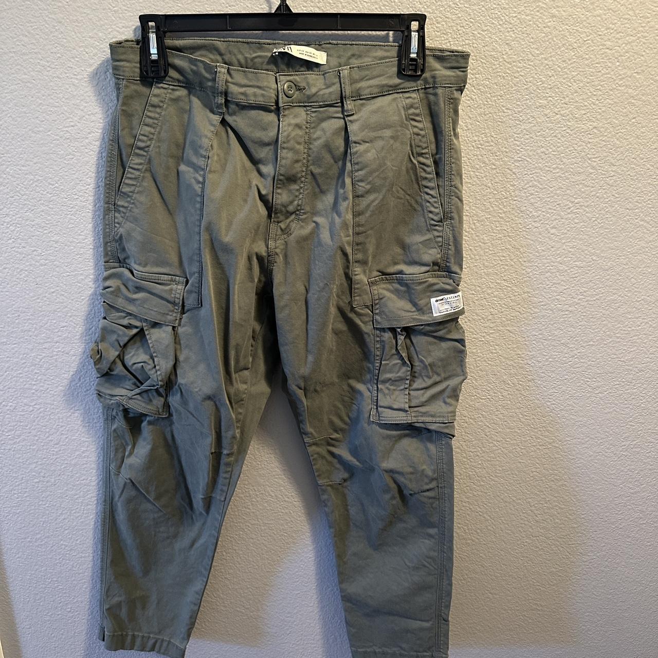 Zara dnwr Cargo Pants Worn once in very Depop