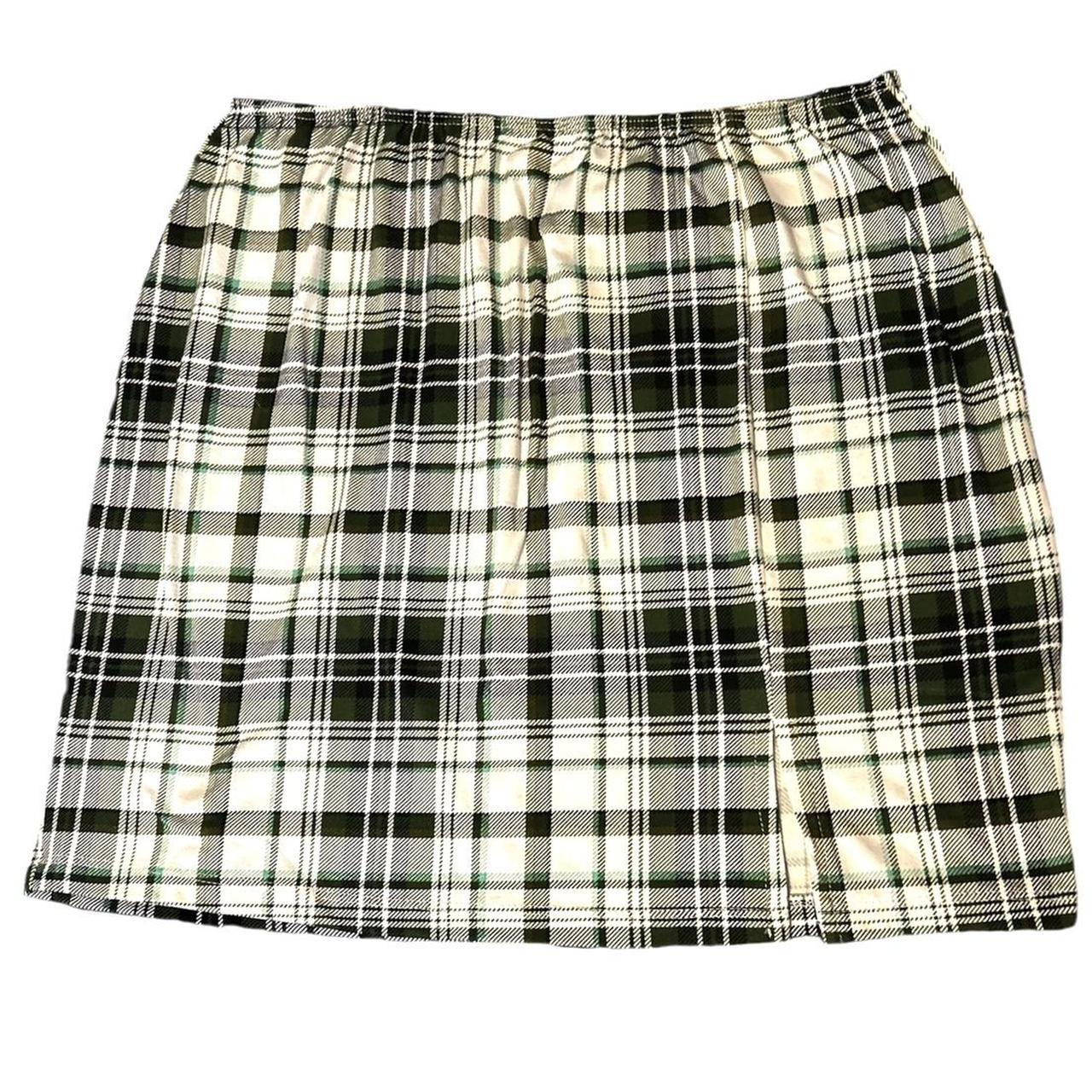 Black and white plaid skirt xl best sale