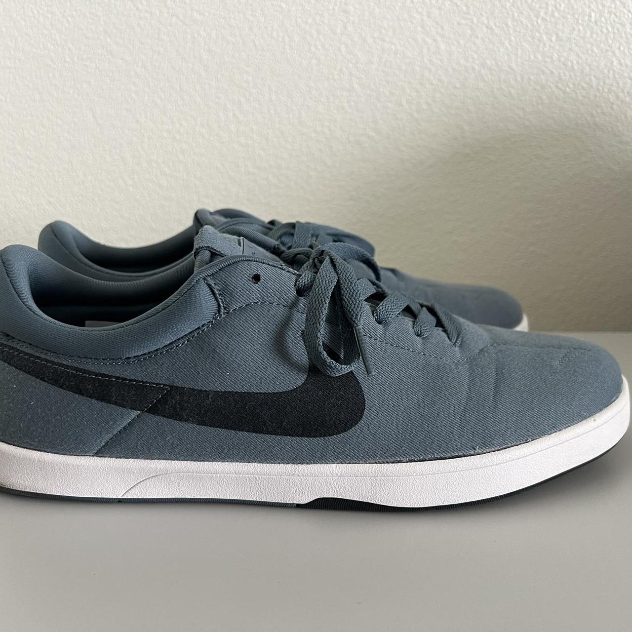 Nike sb koston trainers best sale