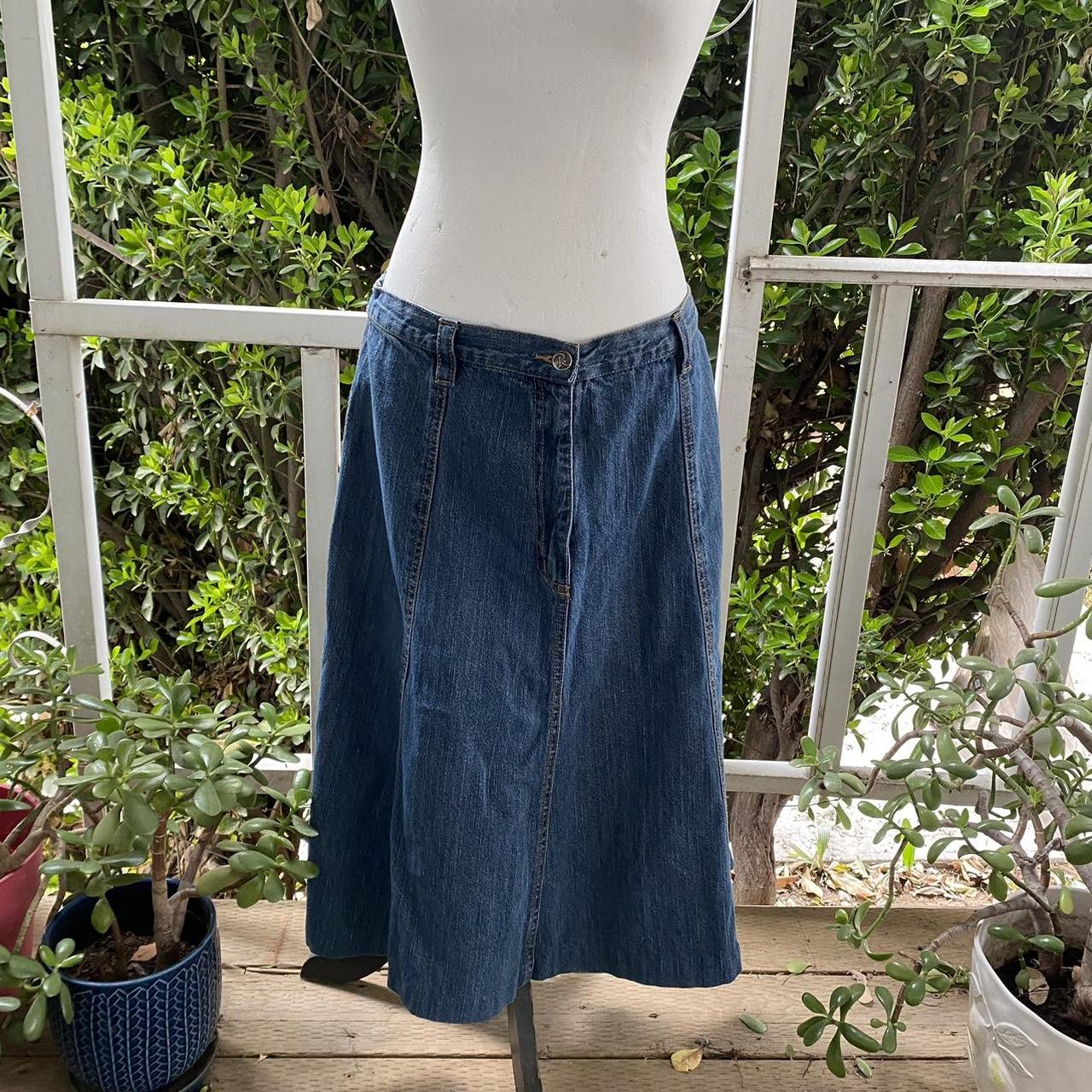 item listed by stinkita