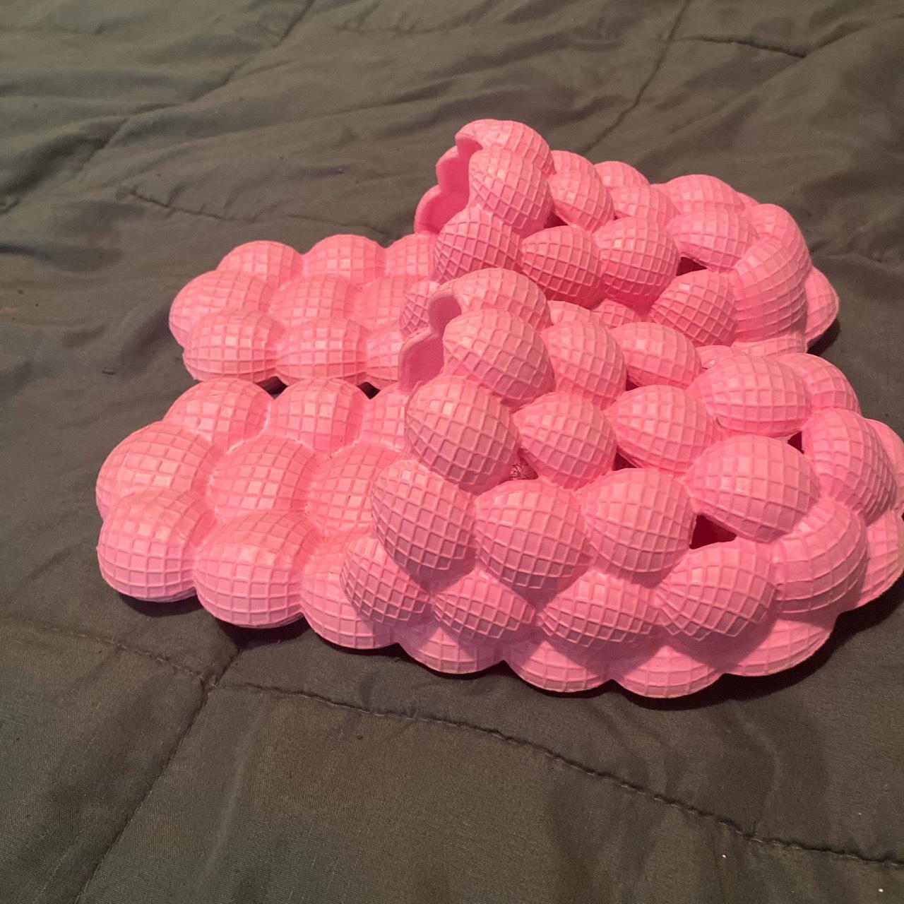 Pink Golf ball/Bubble slides🩷🩷 Size 37/38 Uk Depop