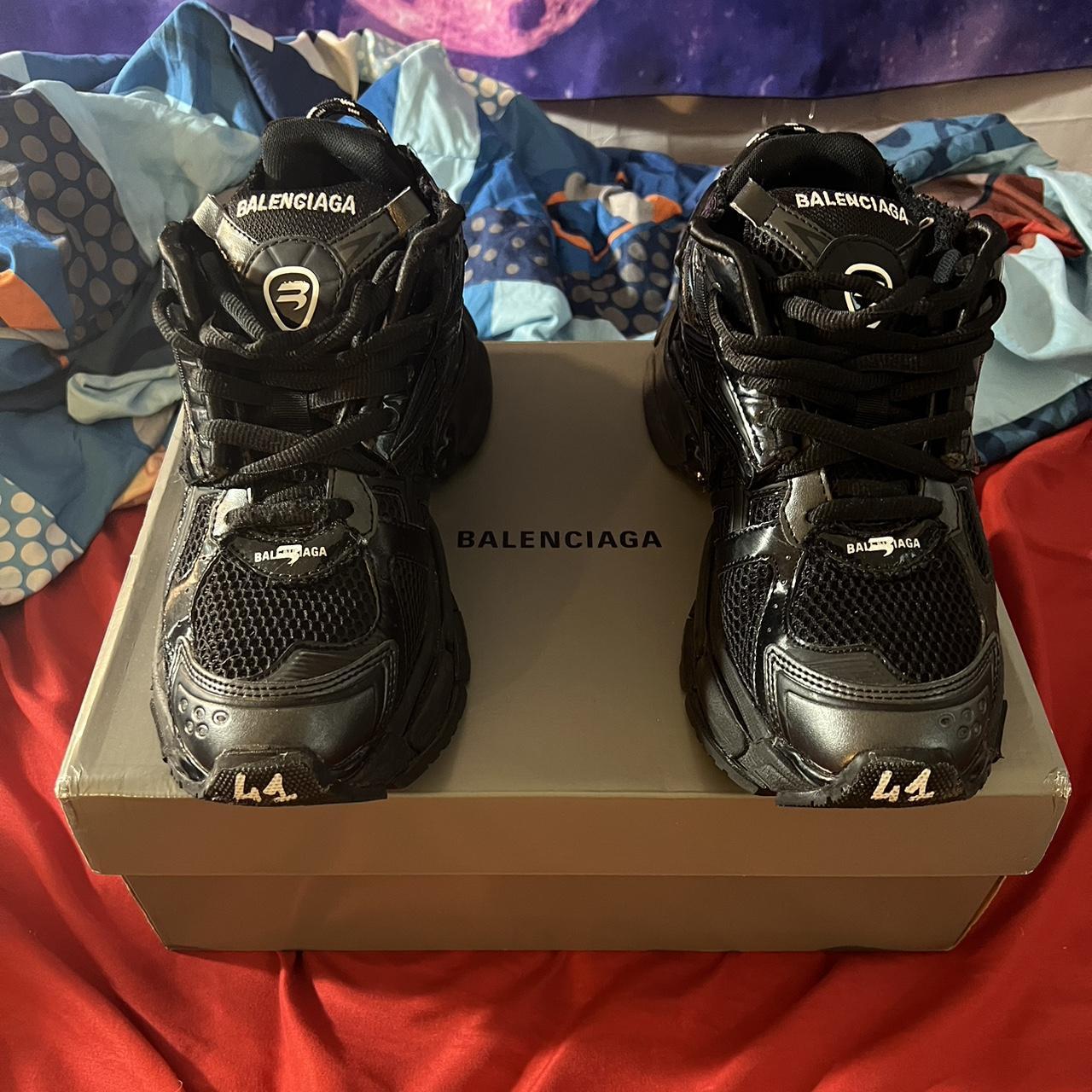 balenciaga runners sizing