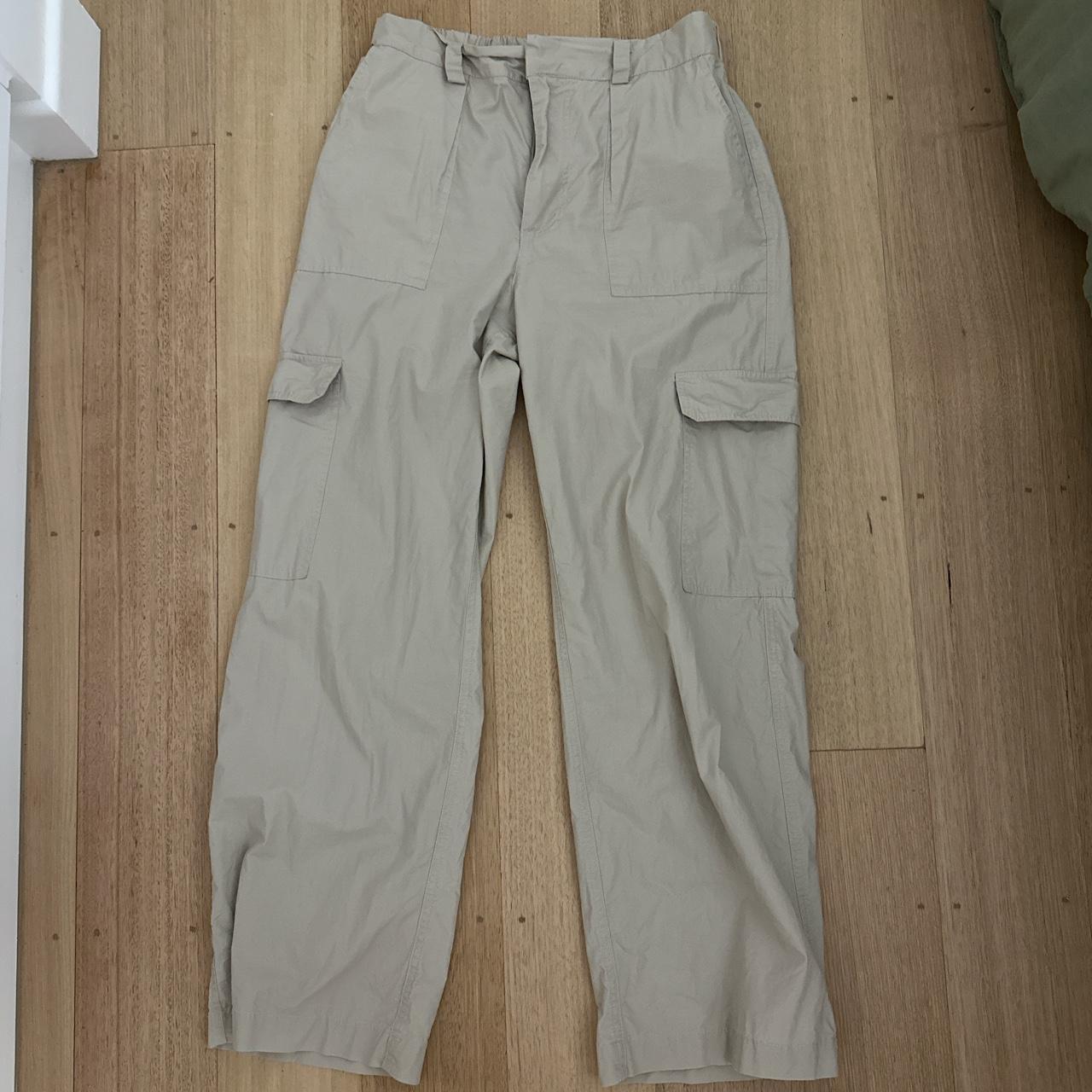 size 10 cargo pants from cotton on - Depop