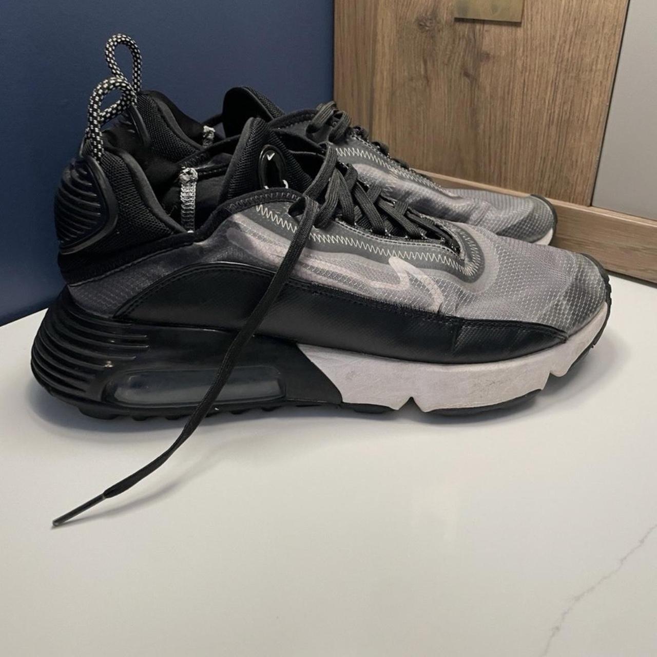 nike women air max 2090