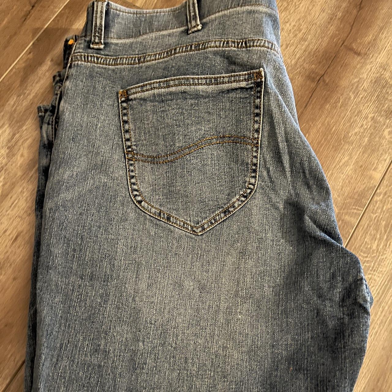 lee really baggy jeans size 32x40 comes with tags nd... - Depop