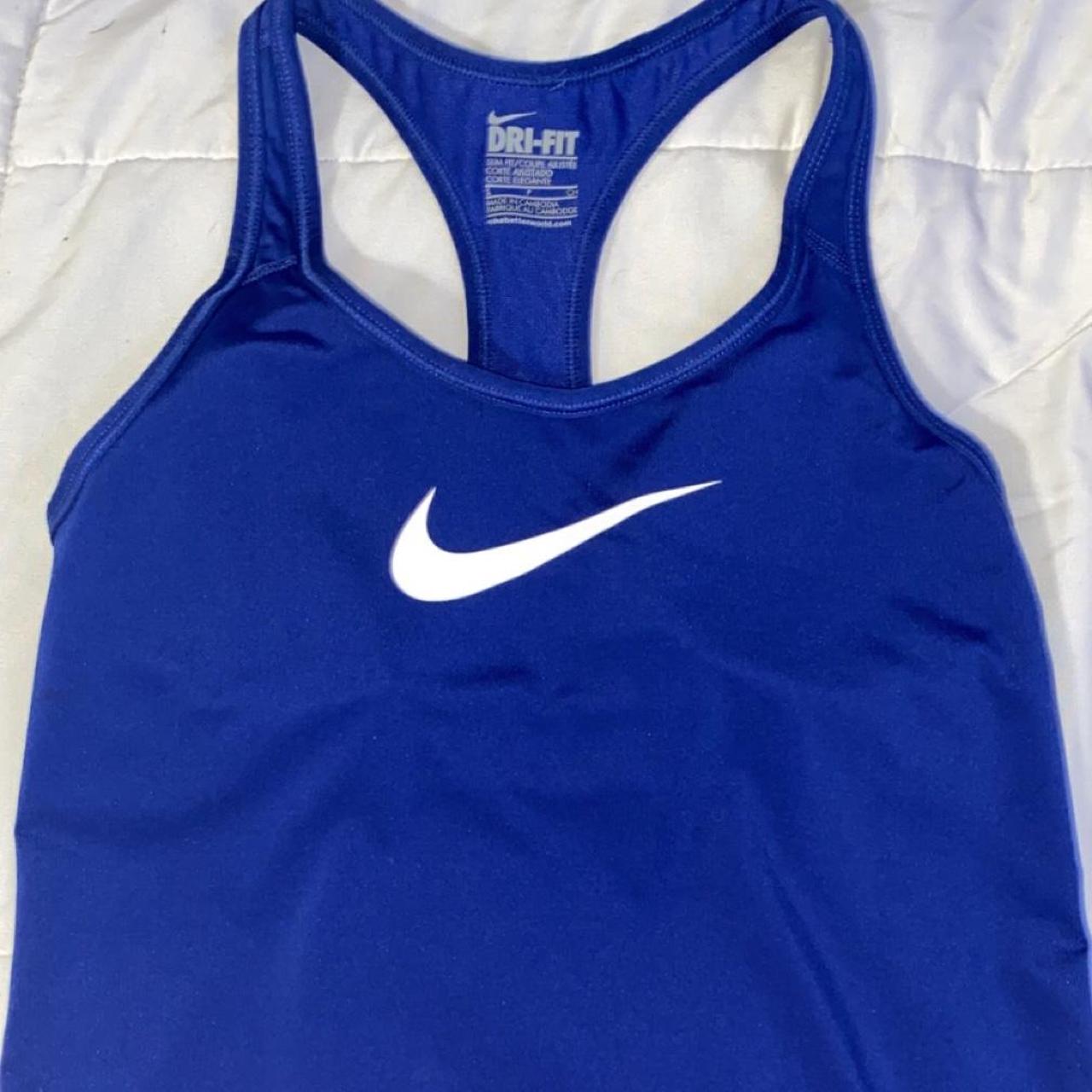 nike top with built in bra