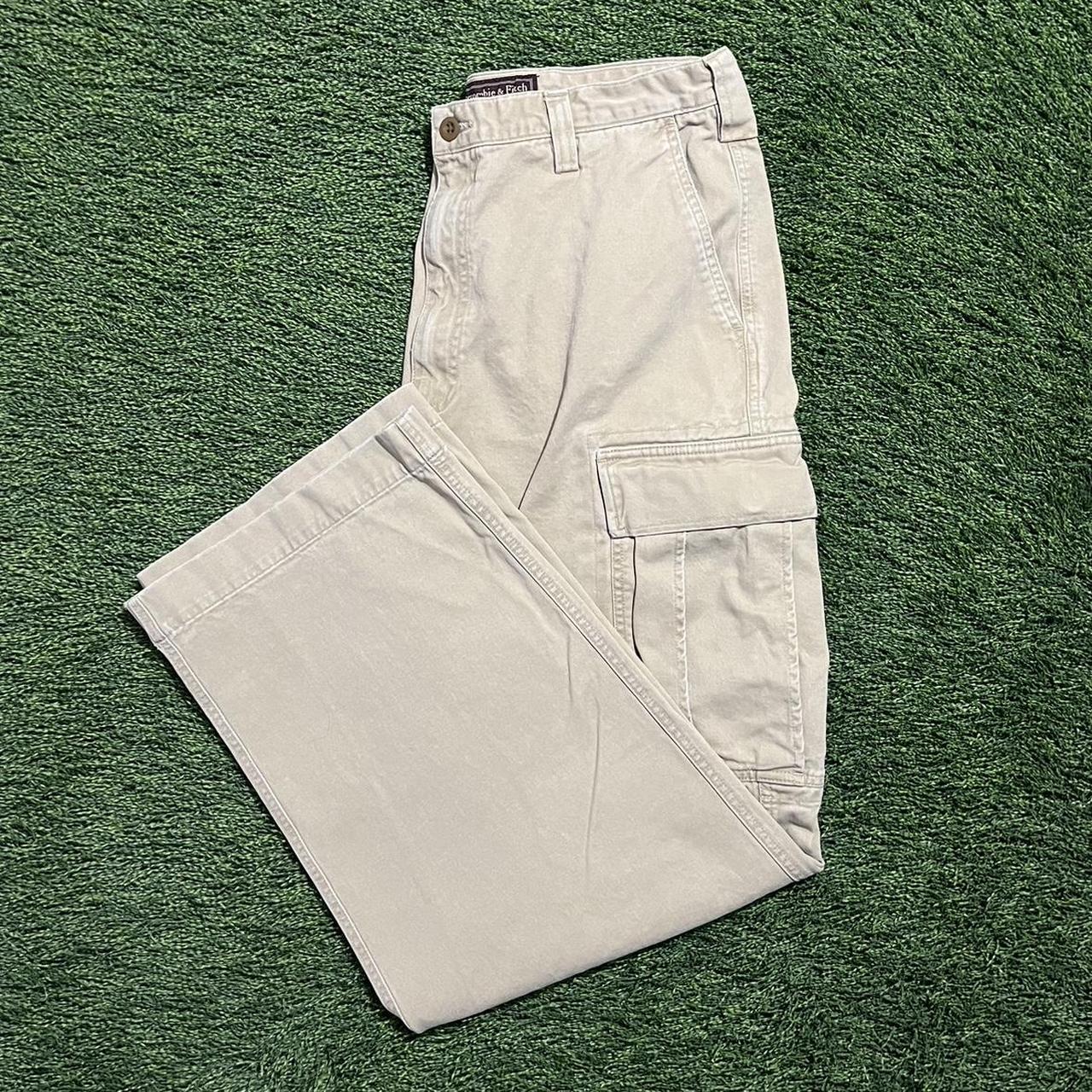 Abercrombie & Fitch Cargo Pants. Size 34r. Very - Depop