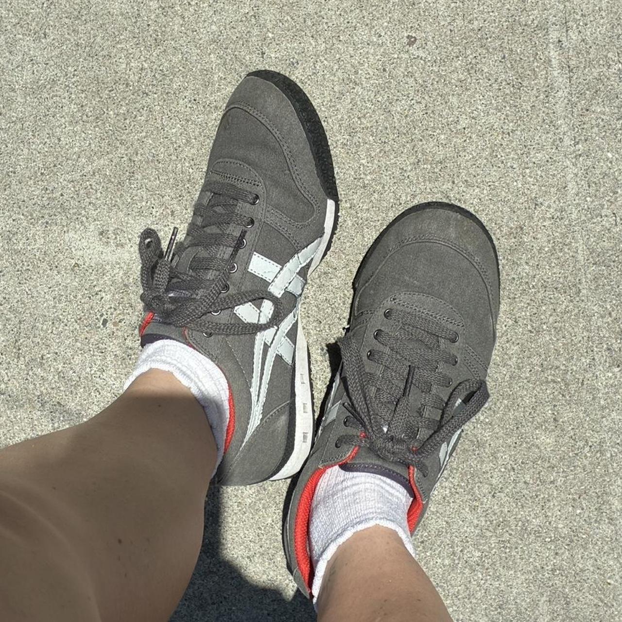 Onitsuka Tiger Women's Sneakers Grey/Black US – Grey