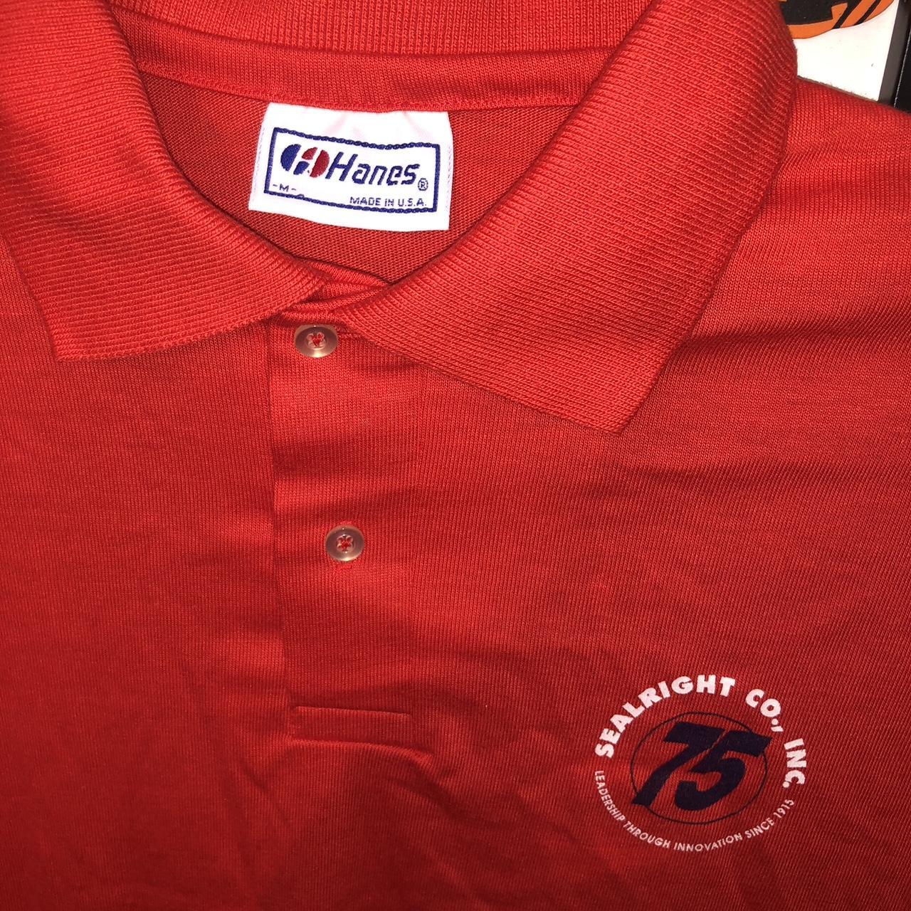 Hanes red polo single stitch in size Large I’m new... - Depop