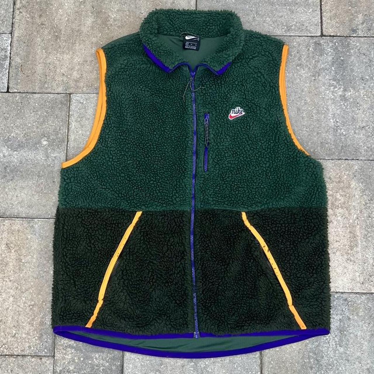 nike green sherpa