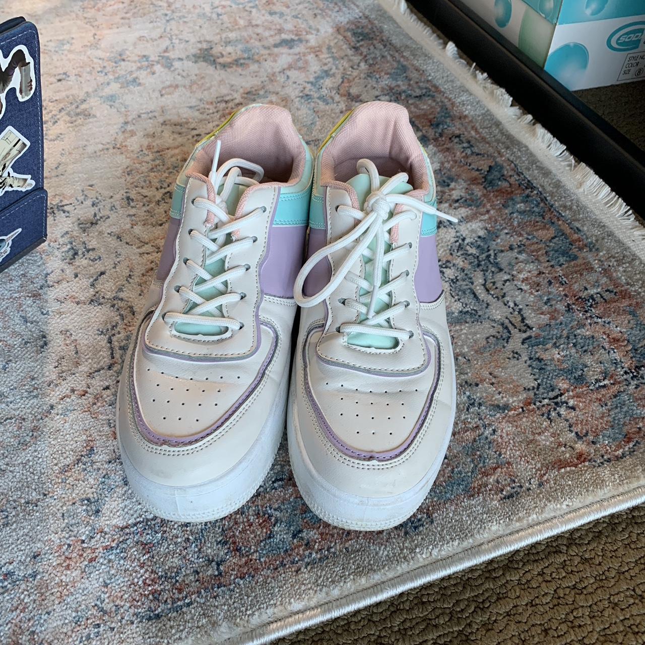 Nasty Gal Women's White and Pink Trainers