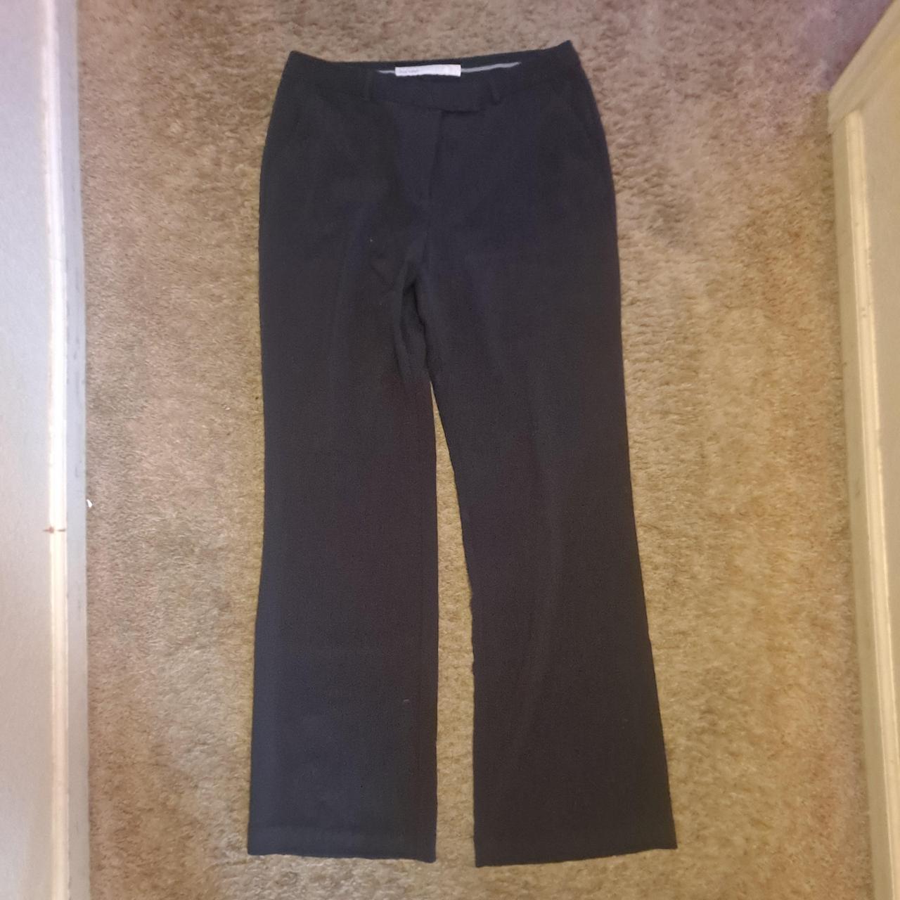 These are a pair of Old Navey classic rise slacks.... - Depop