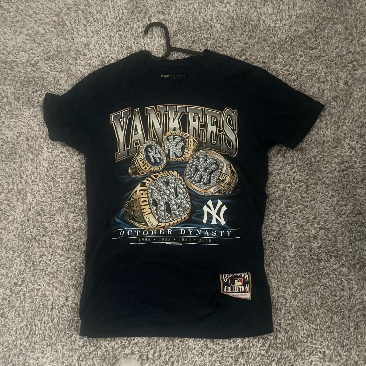Vintage Yankees Tee Mitchell & Ness - Depop