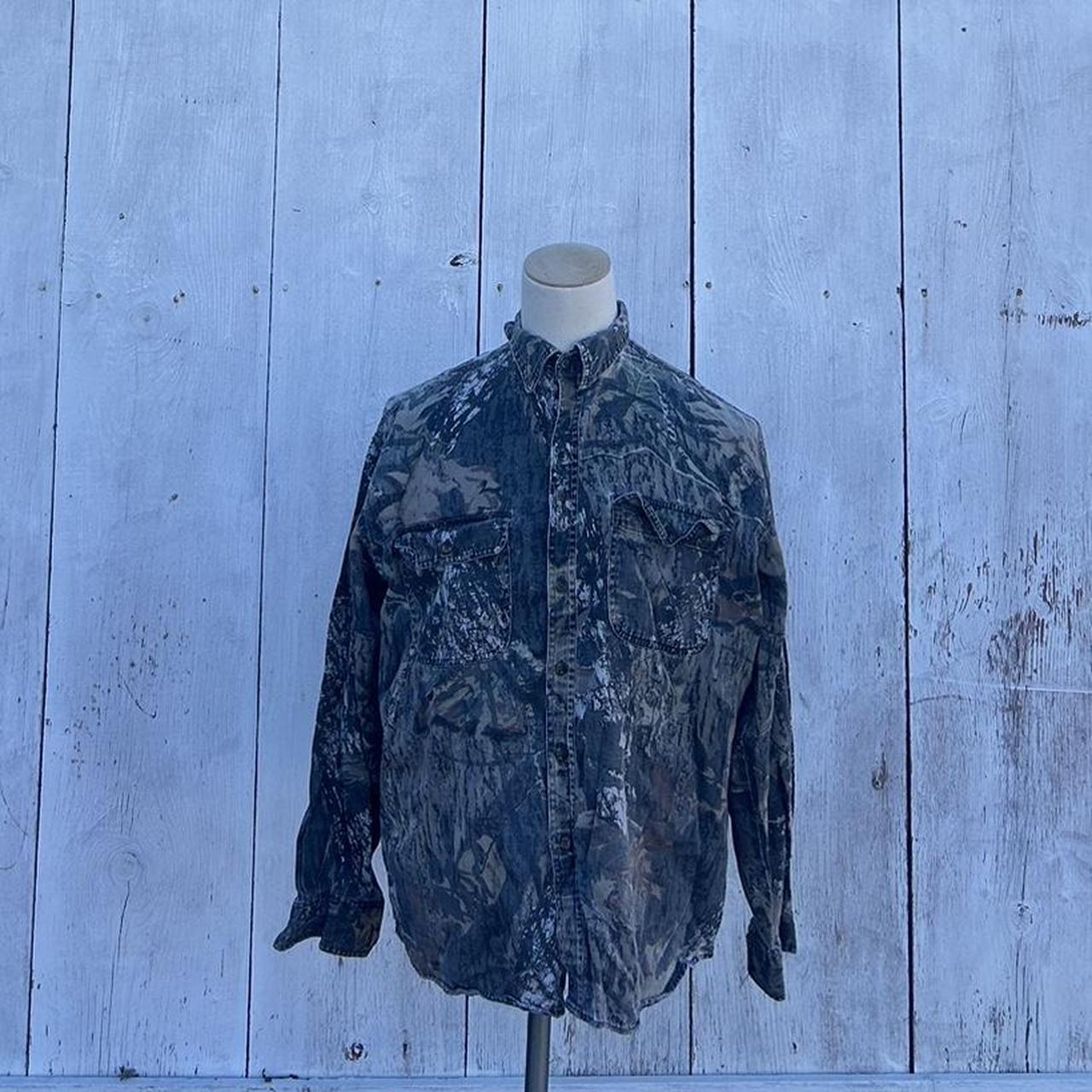 item listed by lilajohnsondepop