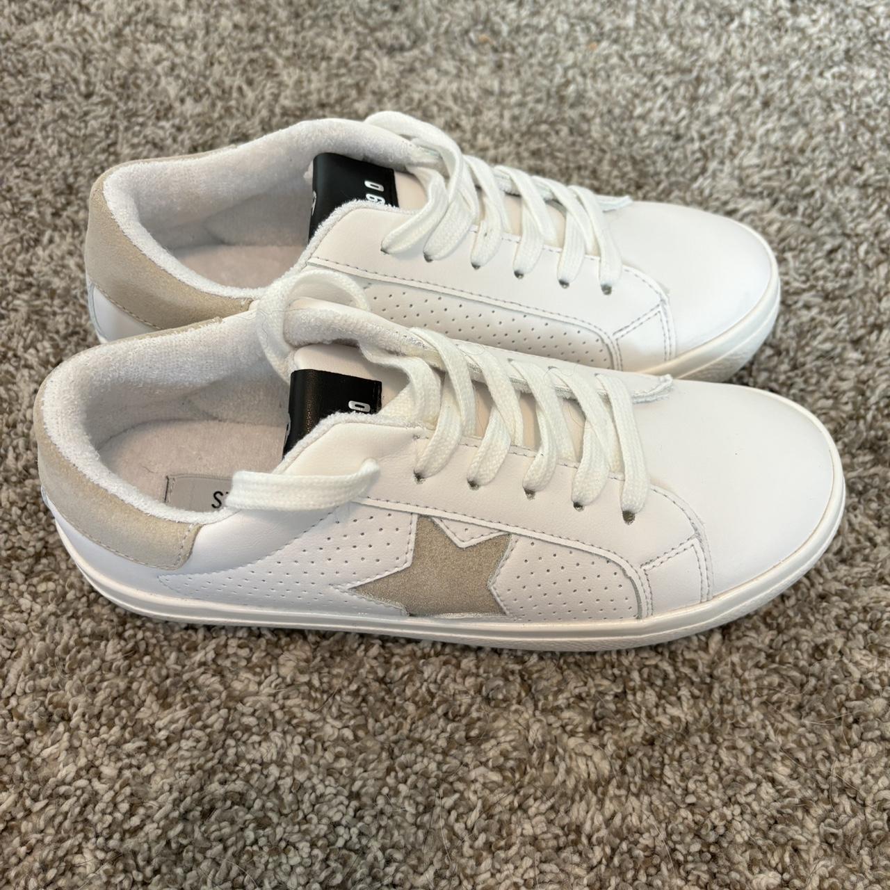Steve Madden Women's Starling Sneaker Never Depop