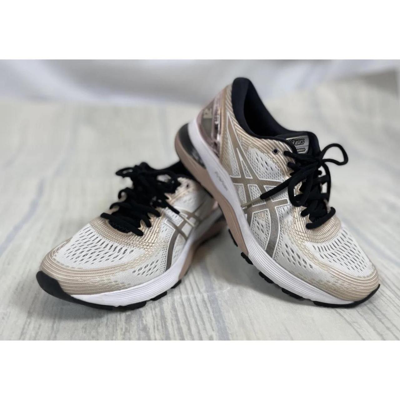 Woman s Size 8 ASICS GEL Nimbus 21 Platinum White Depop