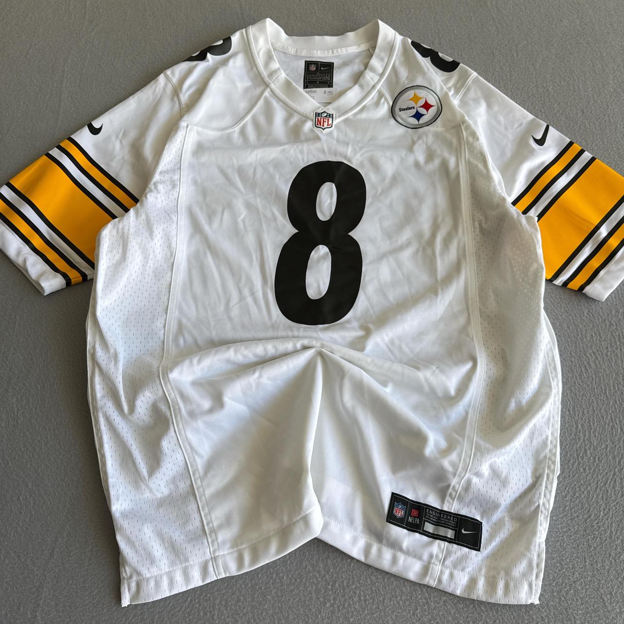 item listed by k1mark3t