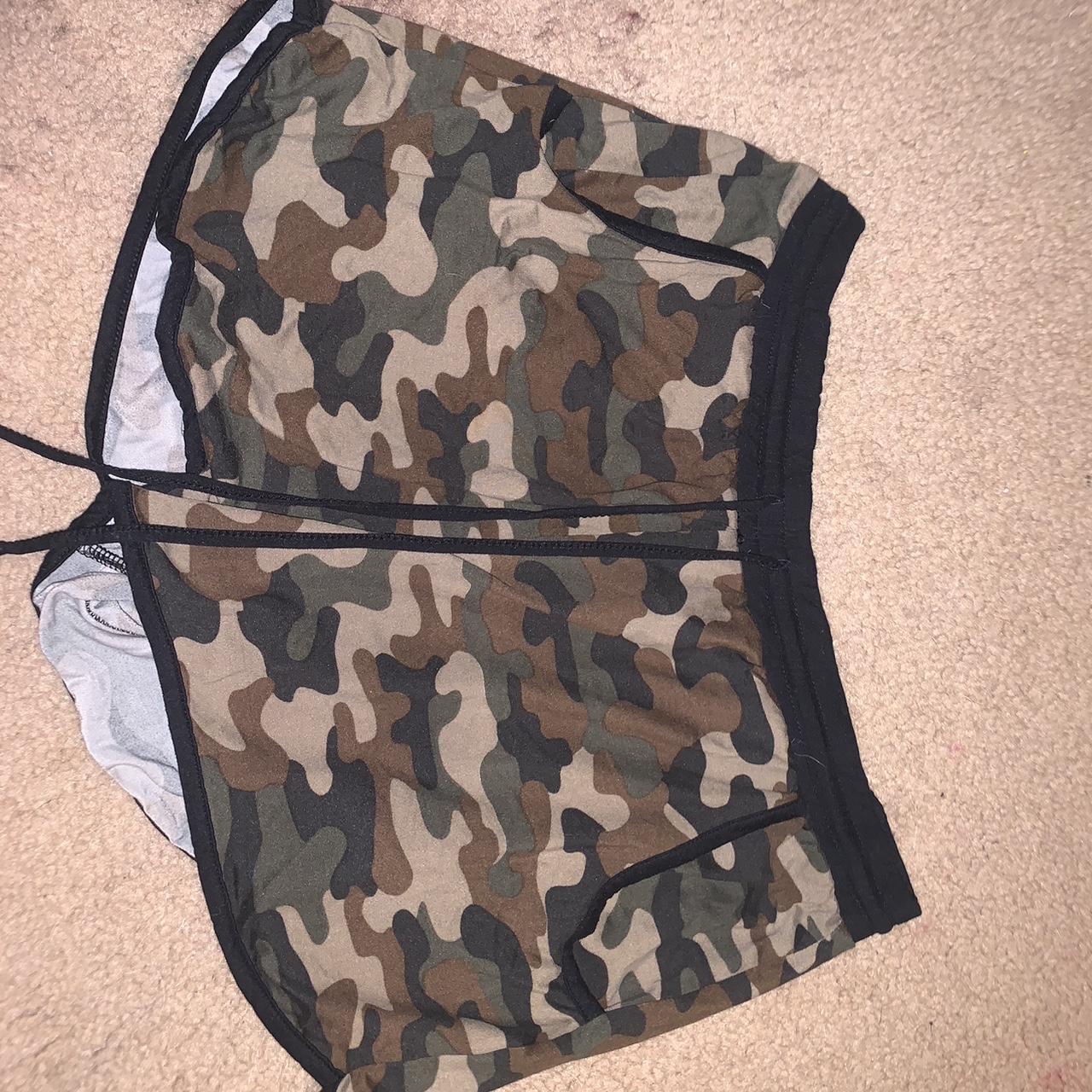 Camo shorts - Depop