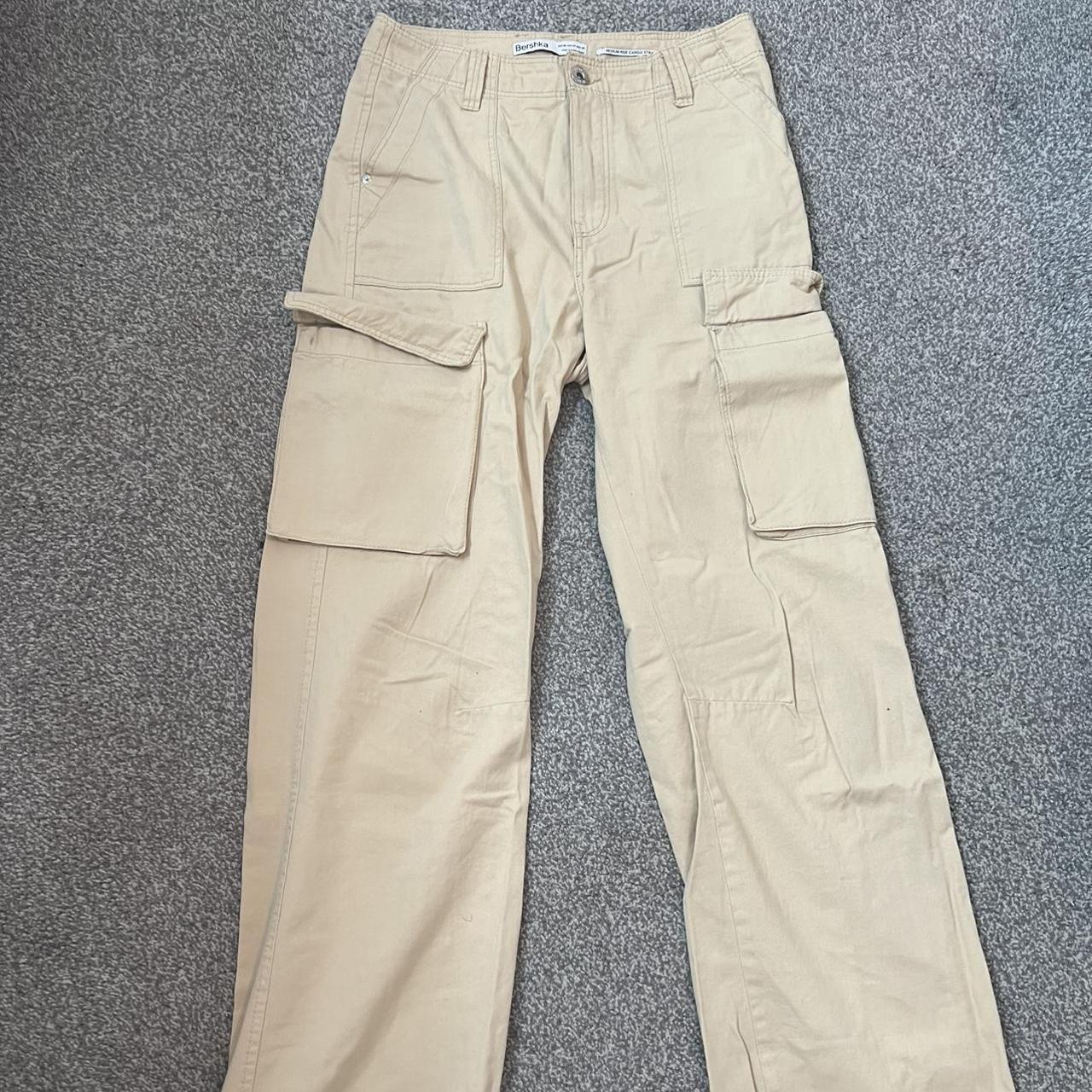 Bershka Women's Tan Trousers | Depop