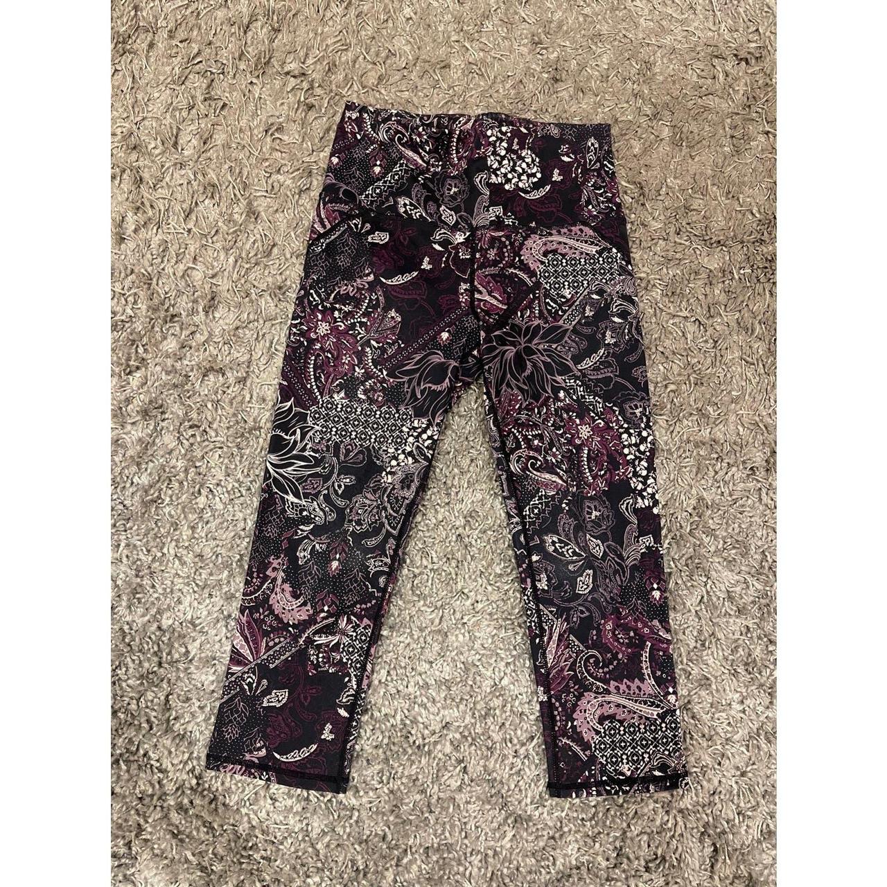 Leggings/Yoga Pants (Ankle) Gaiam Women Size - Depop