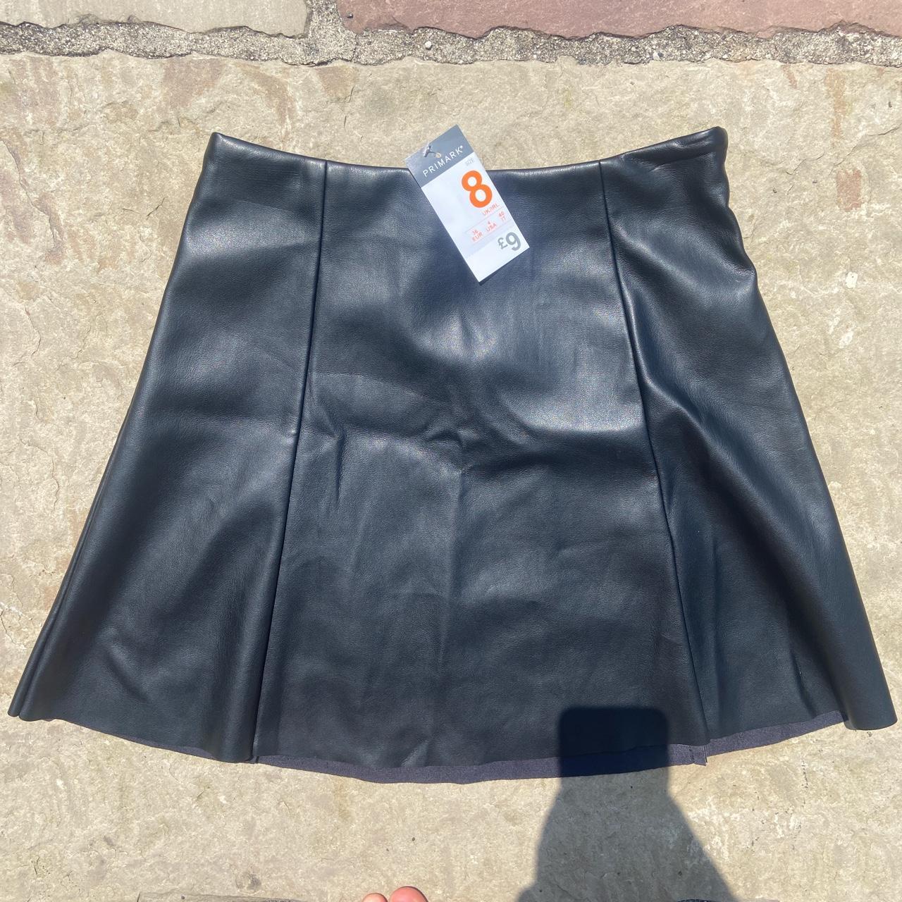 Black leather skirt Size Brand new with