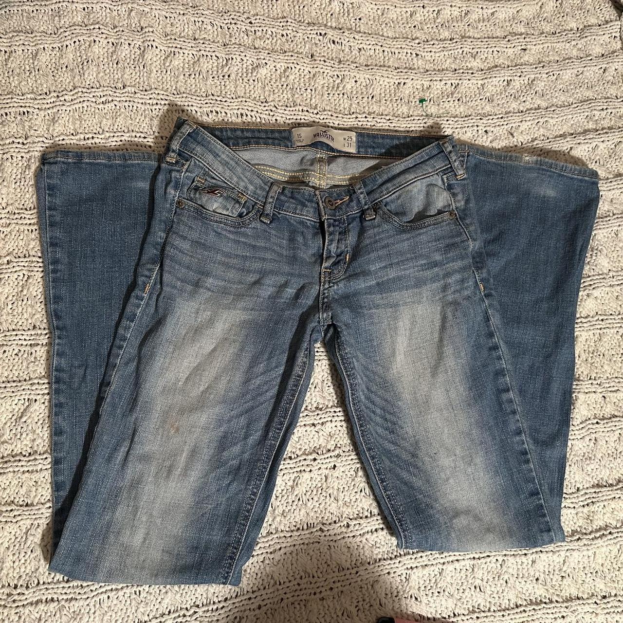 Hollister early 2000s low rise jeans Says size 1... - Depop