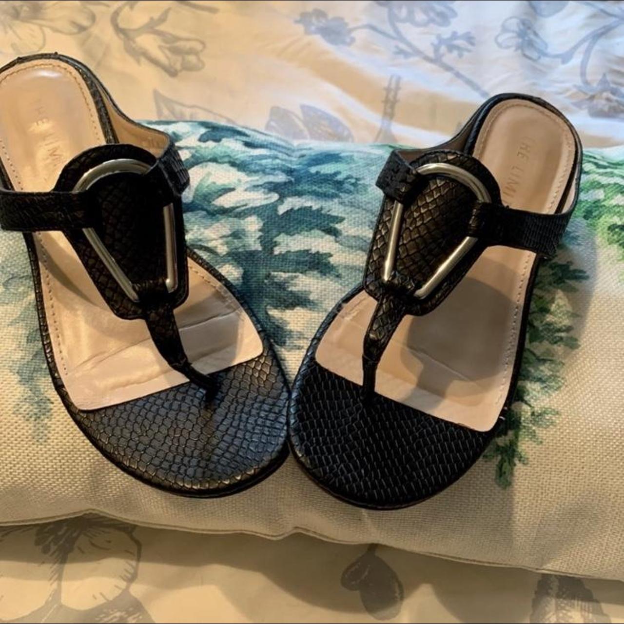 The Limited black Sandals size 7 - Depop