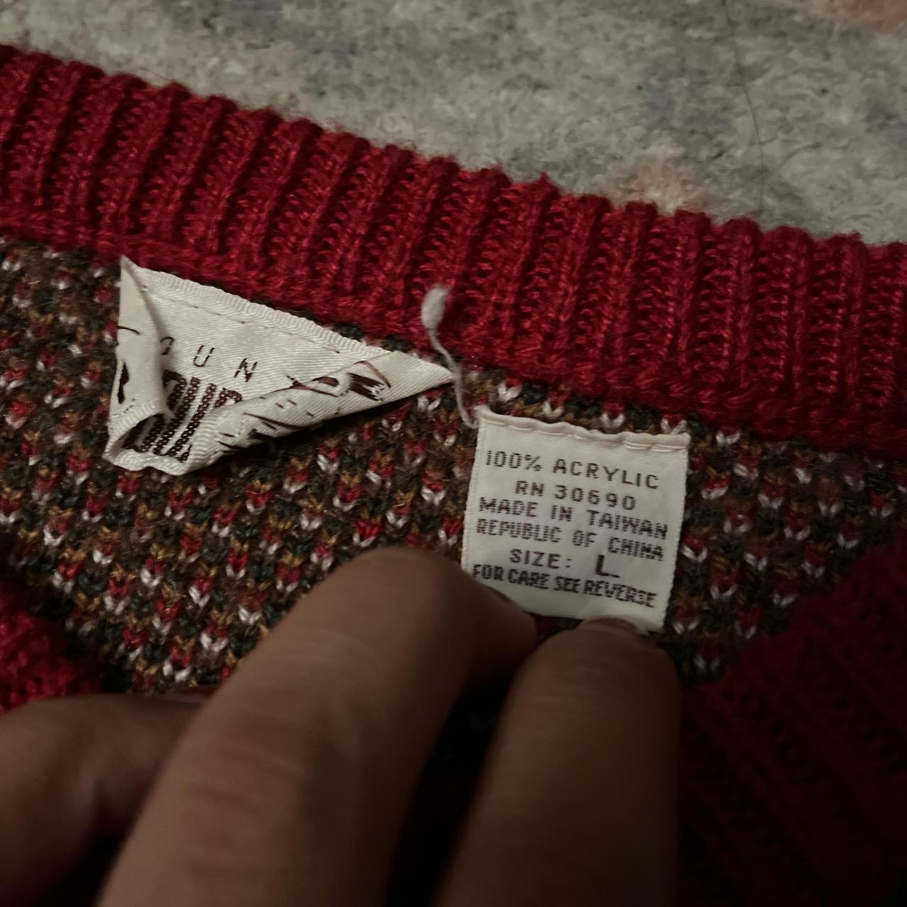 Red and blue paisley patterned sweater Oversized Size L Depop