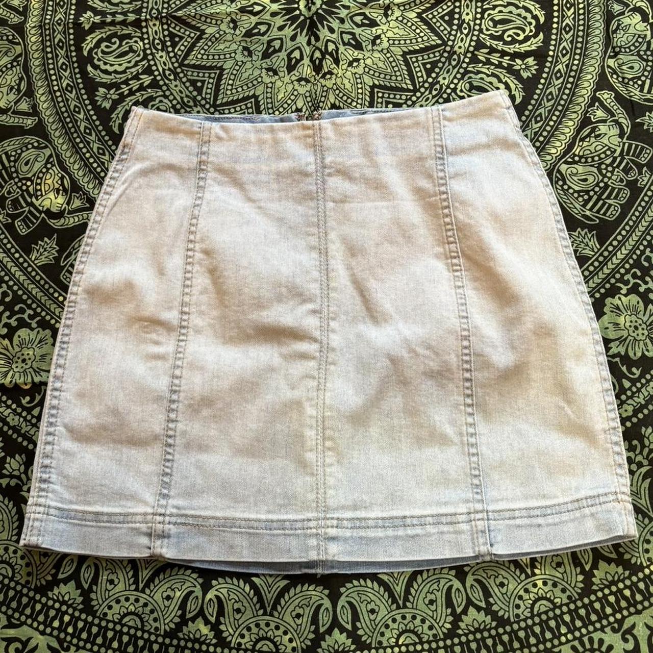 Wild Fable skirt Size 2 Good condition Message me... - Depop