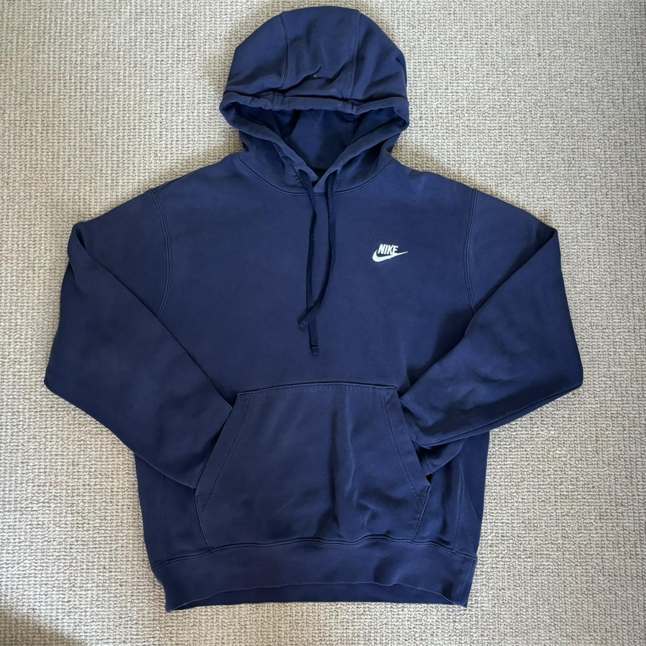 womens navy blue nike shirt