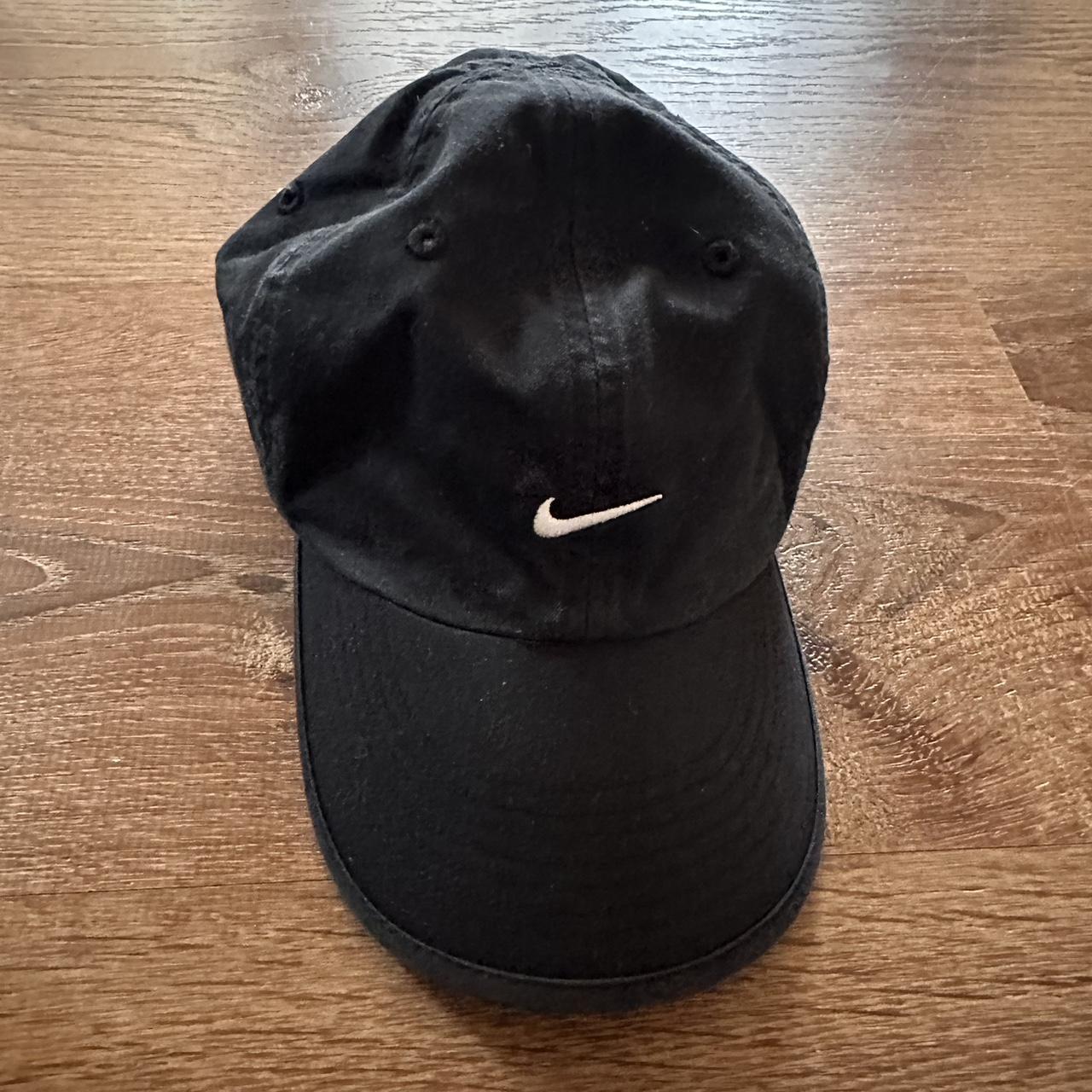 womens black nike hat
