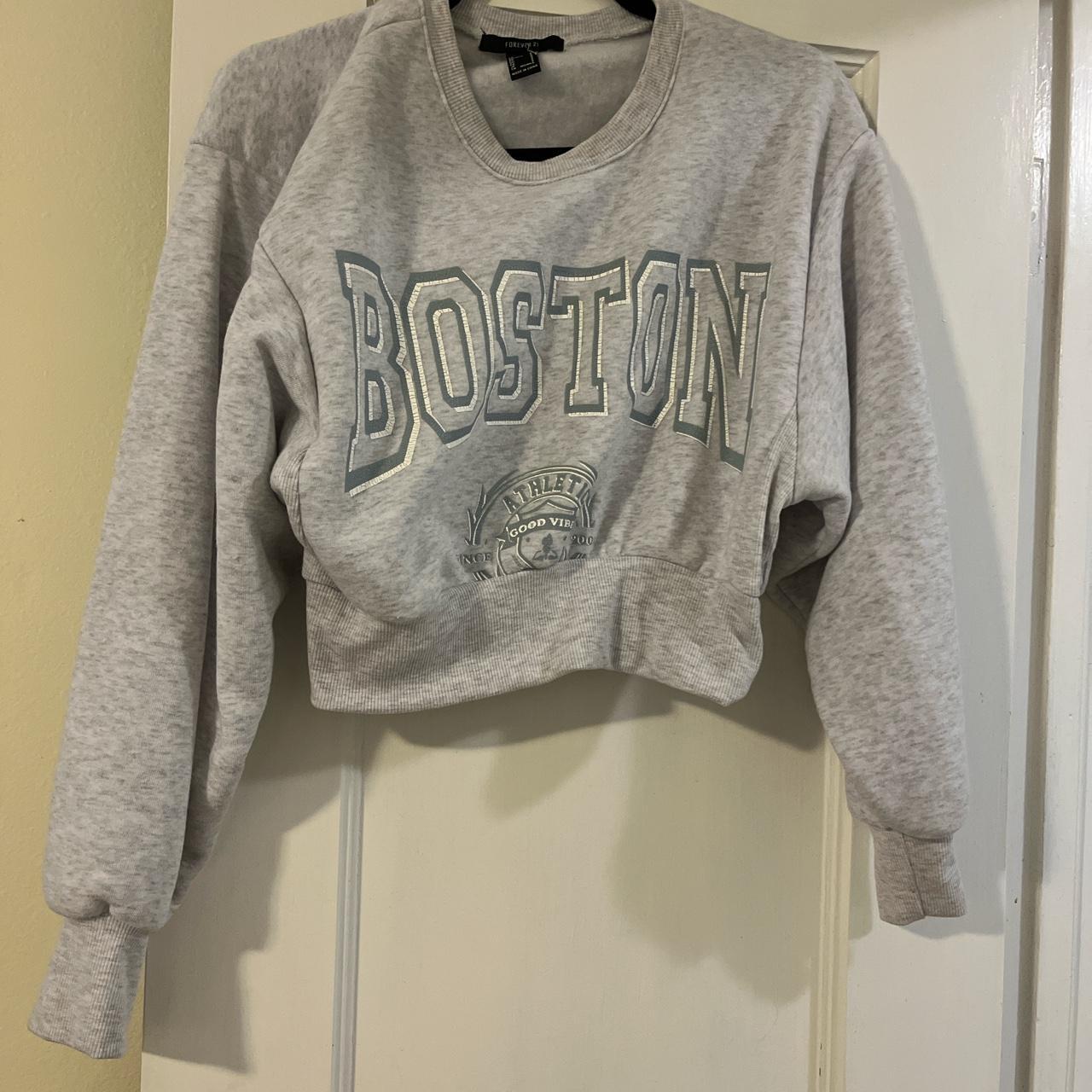 cropped forever 21 boston crewneck brand new - Depop