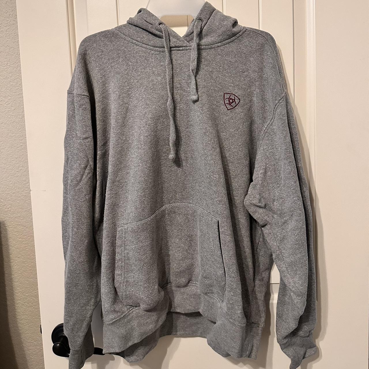 Ariat hoodie - Depop